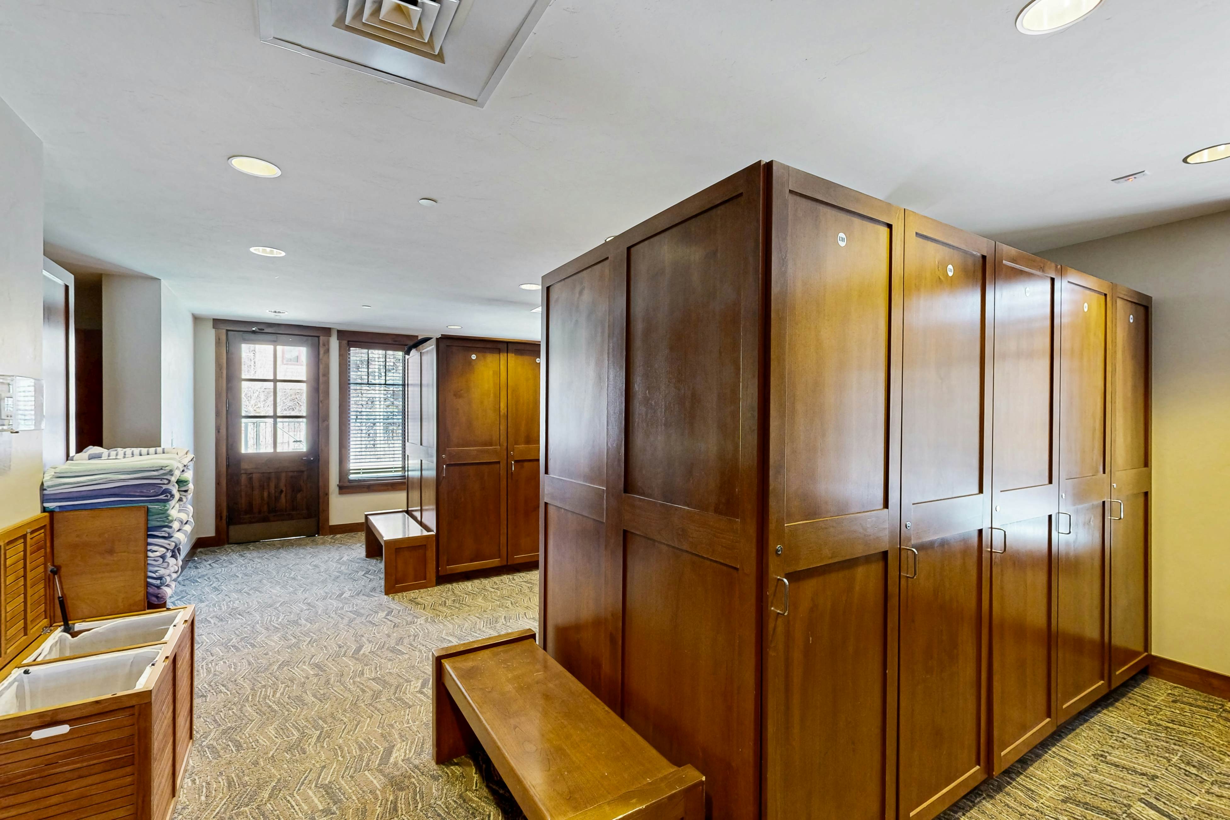 Water House On Main Street #6209