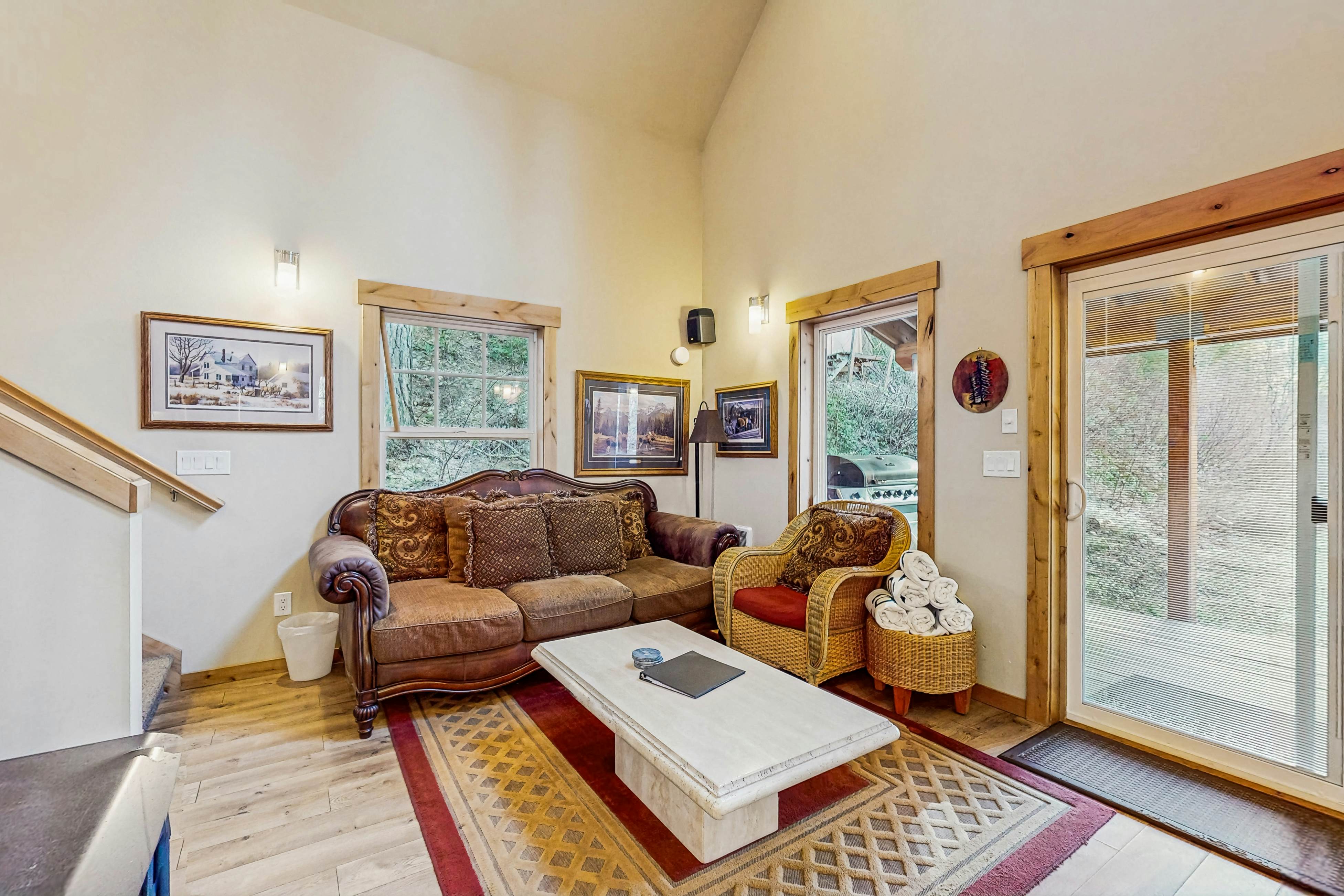 Merry Creekside Retreat