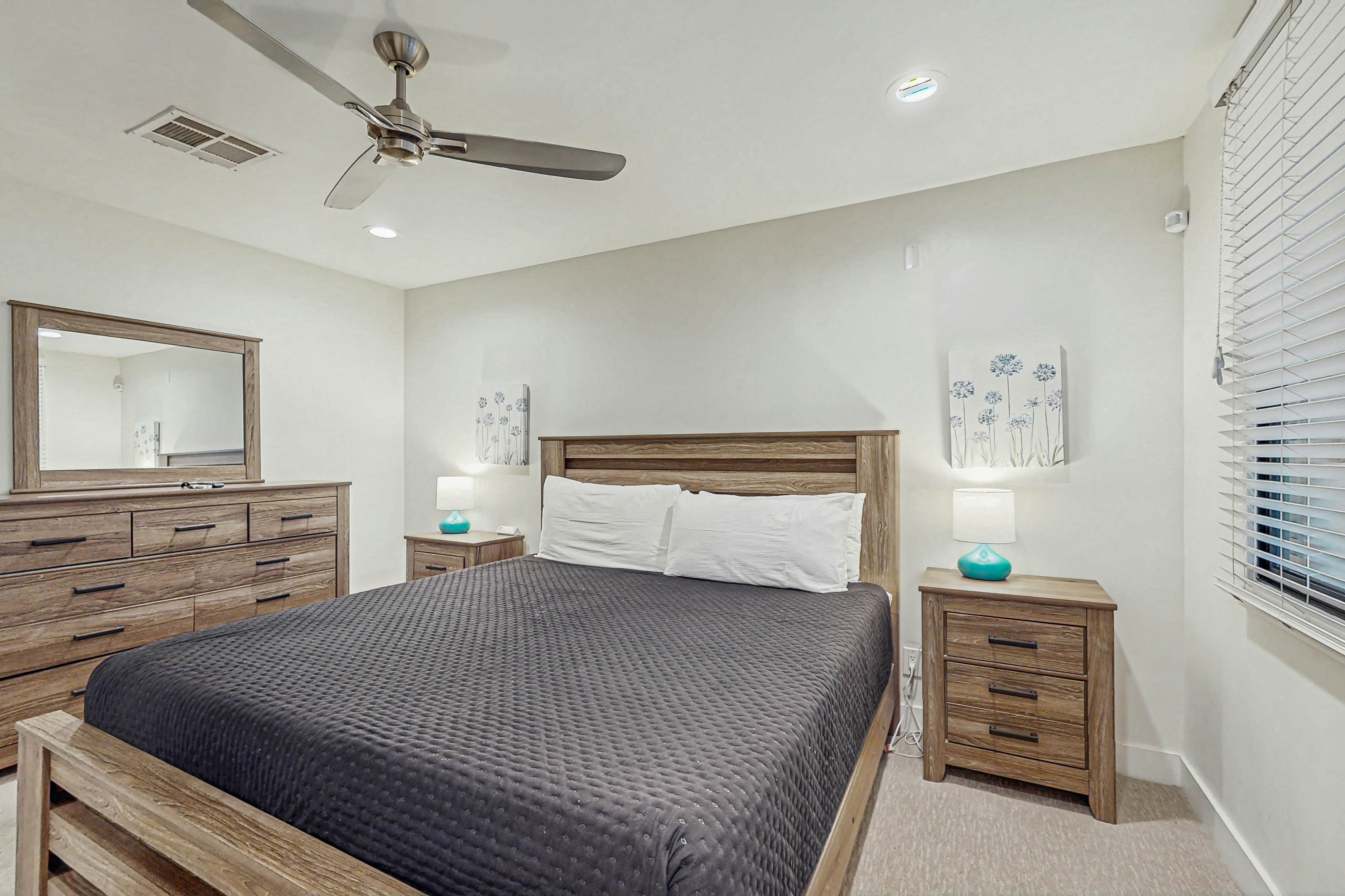 Historic Oldtown Plaza 201