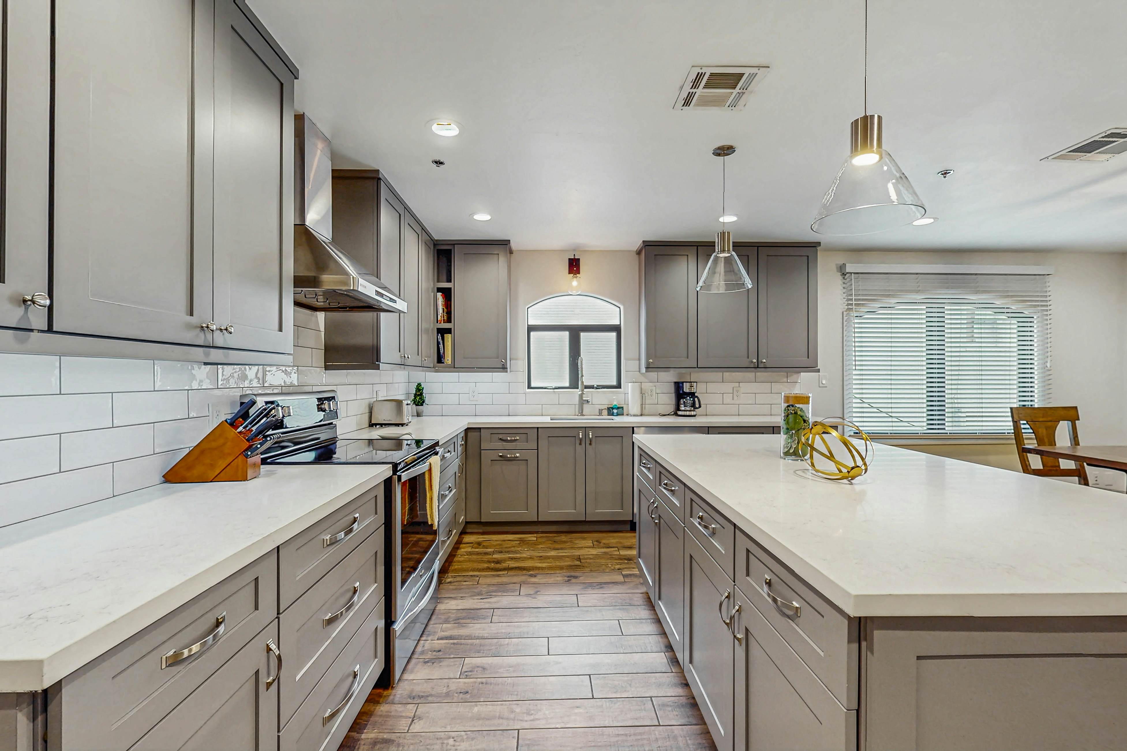 Historic Oldtown Plaza 201