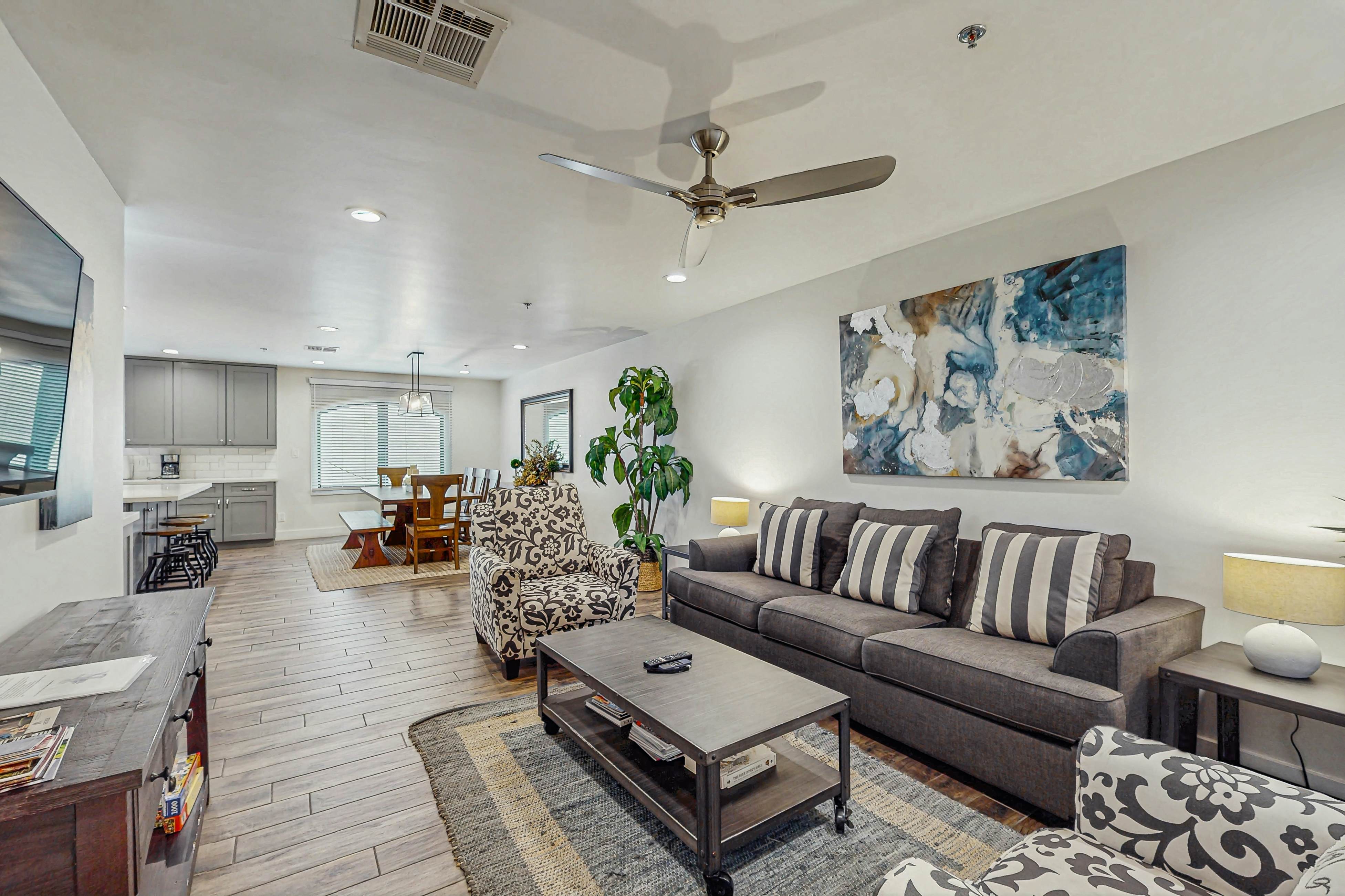 Historic Oldtown Plaza 201