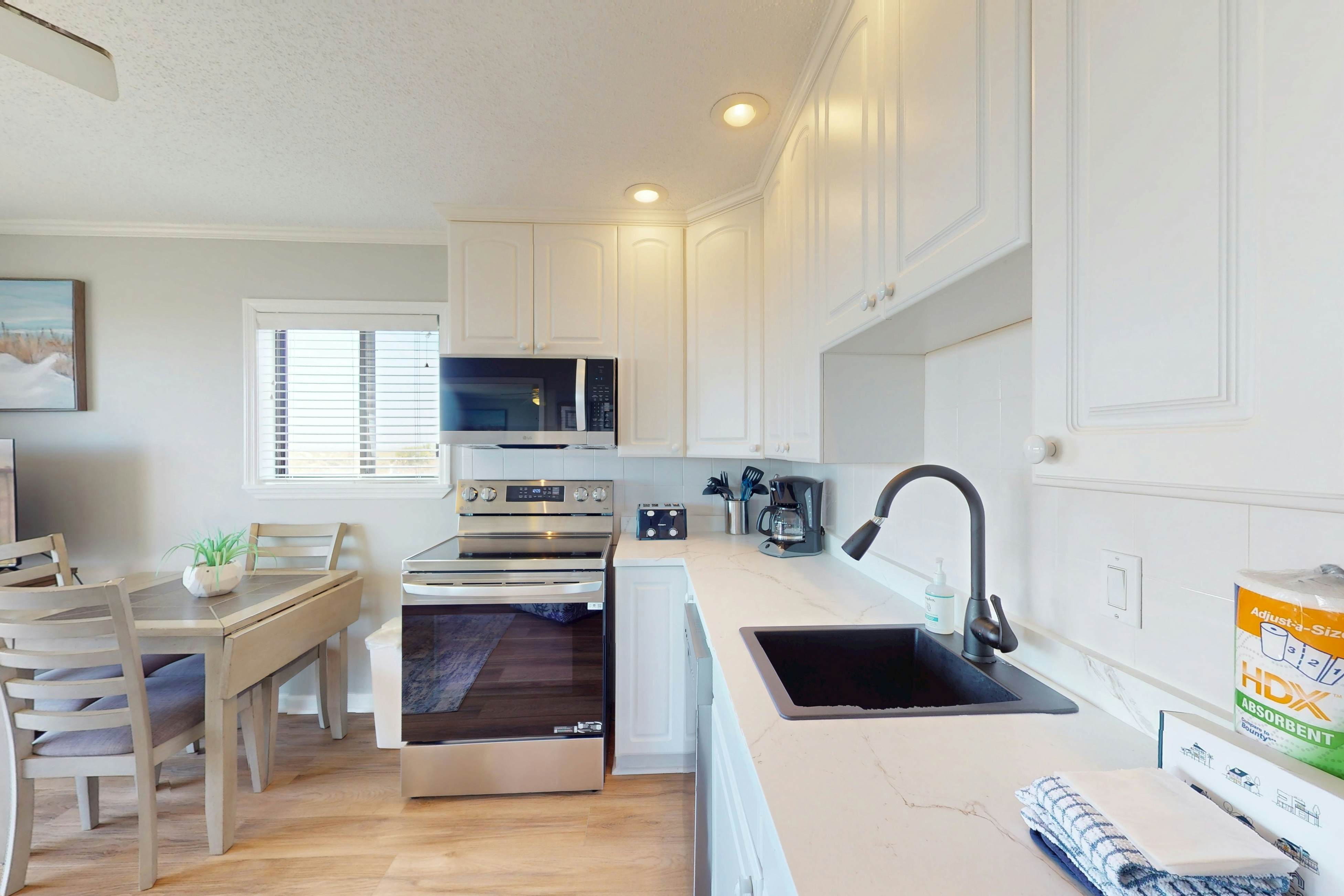 HH Beach & Tennis 101AR