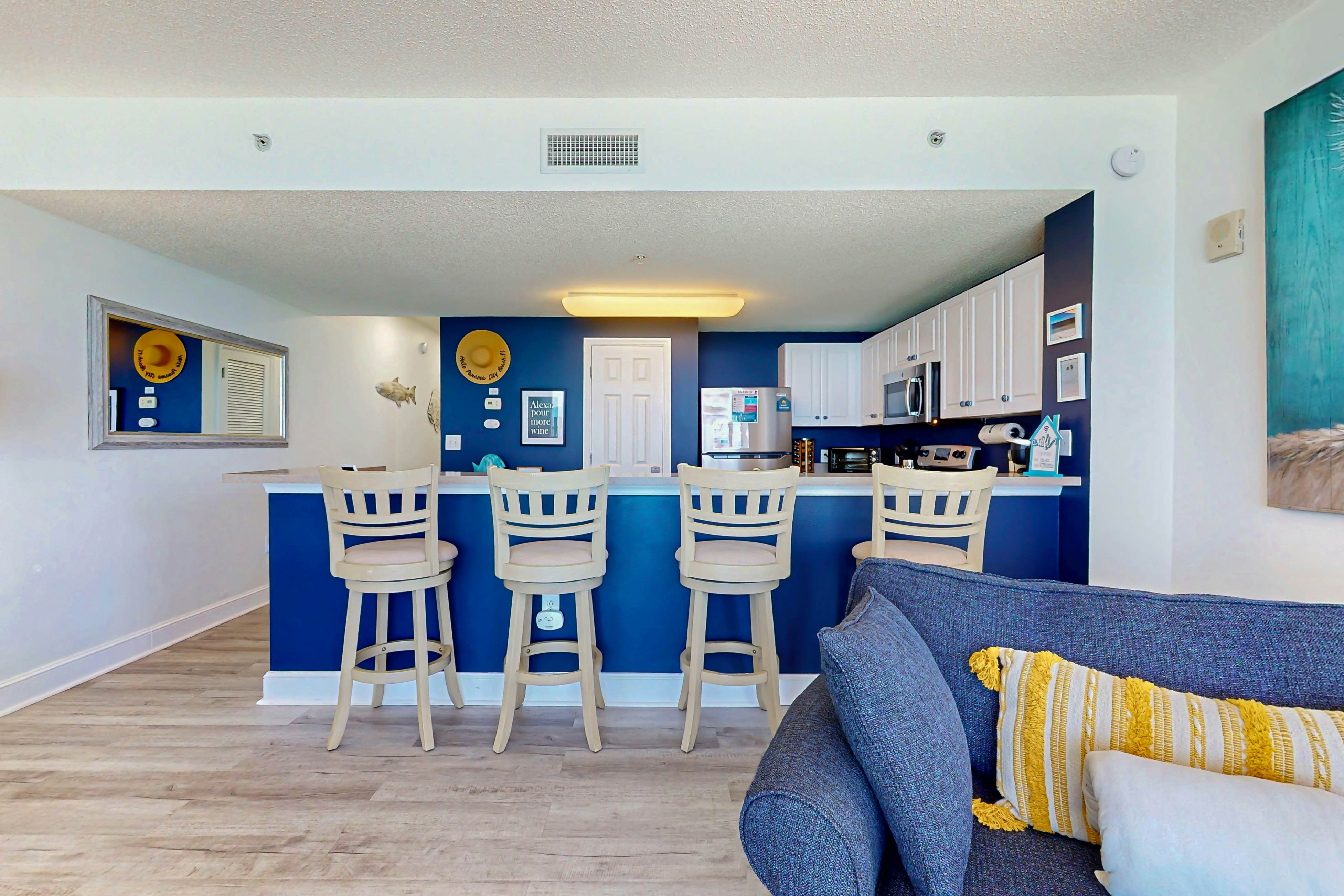 Majestic Beach Resort Tower 1 915