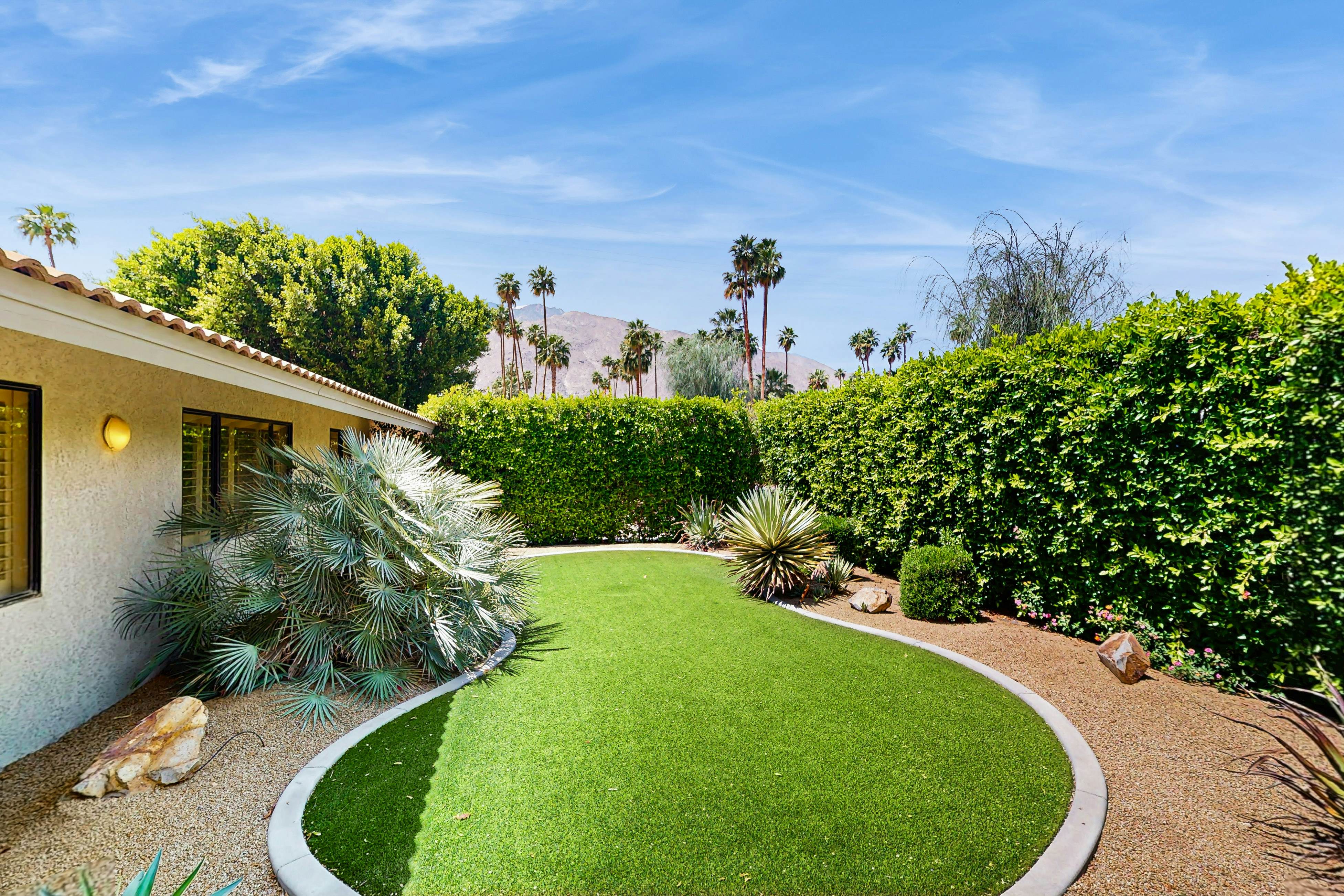 South Palm Springs Paradise - 3589