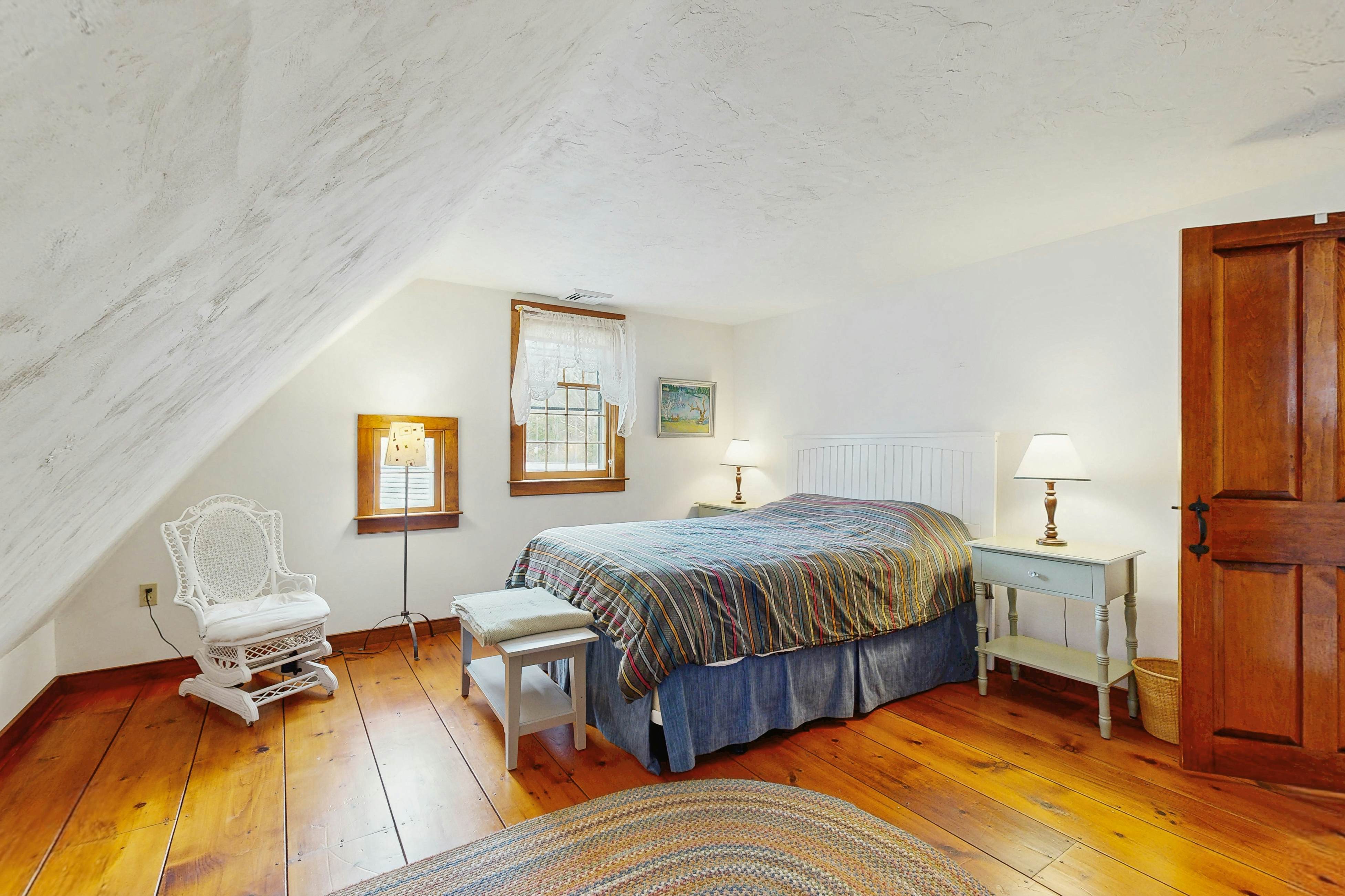 Sheep Pond Bow House