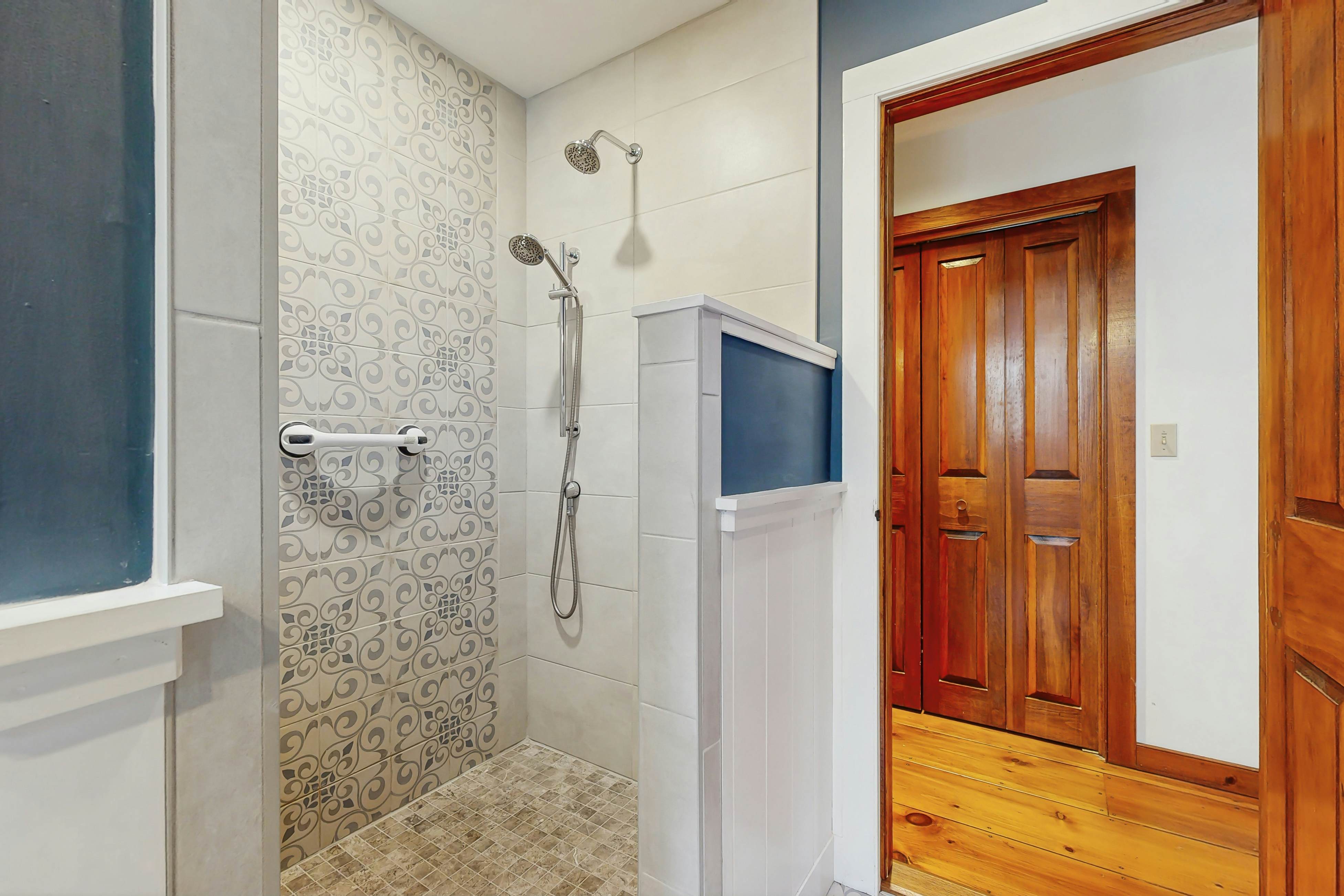 Sheep Pond Bow House