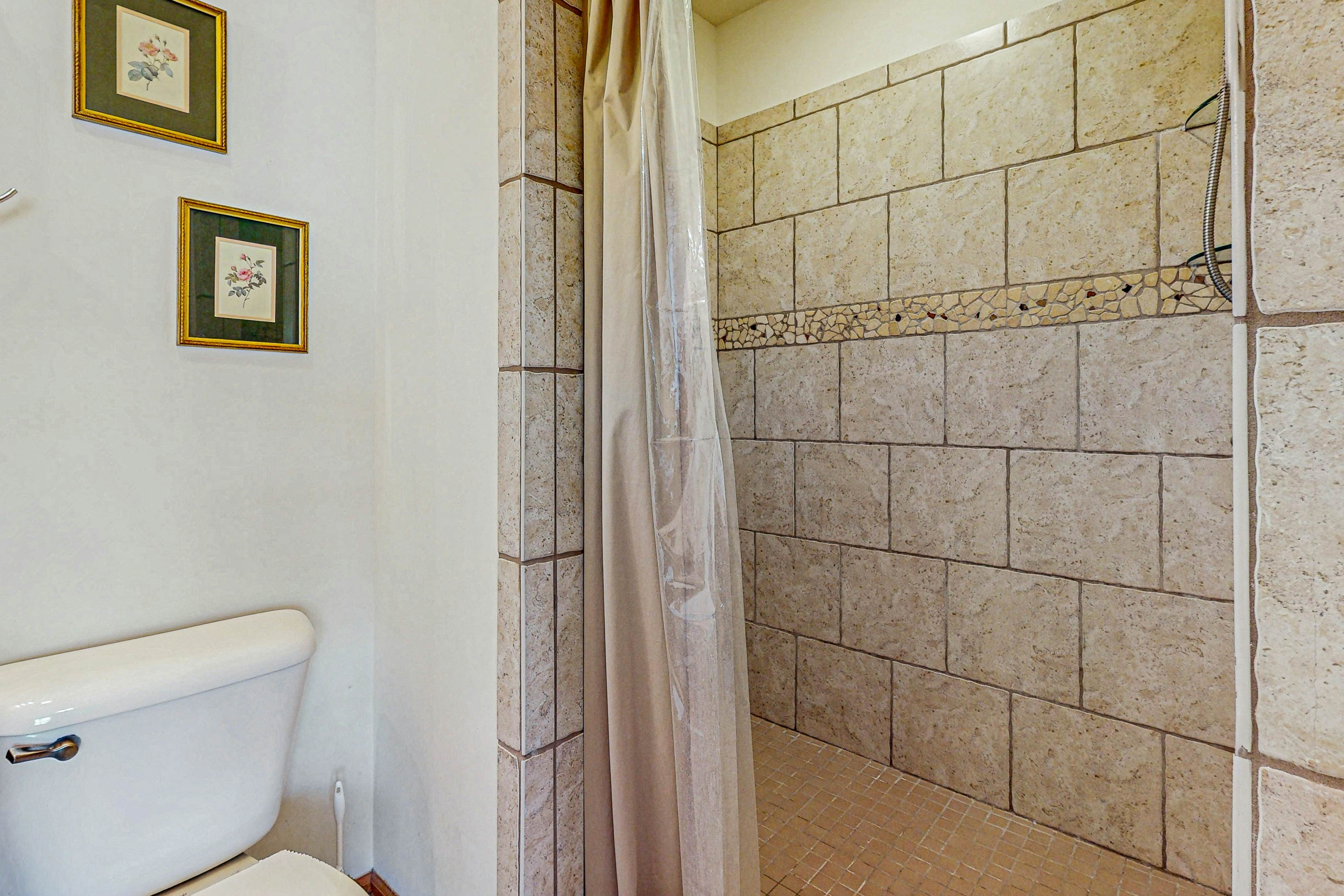 600 Overlook Pass #1B