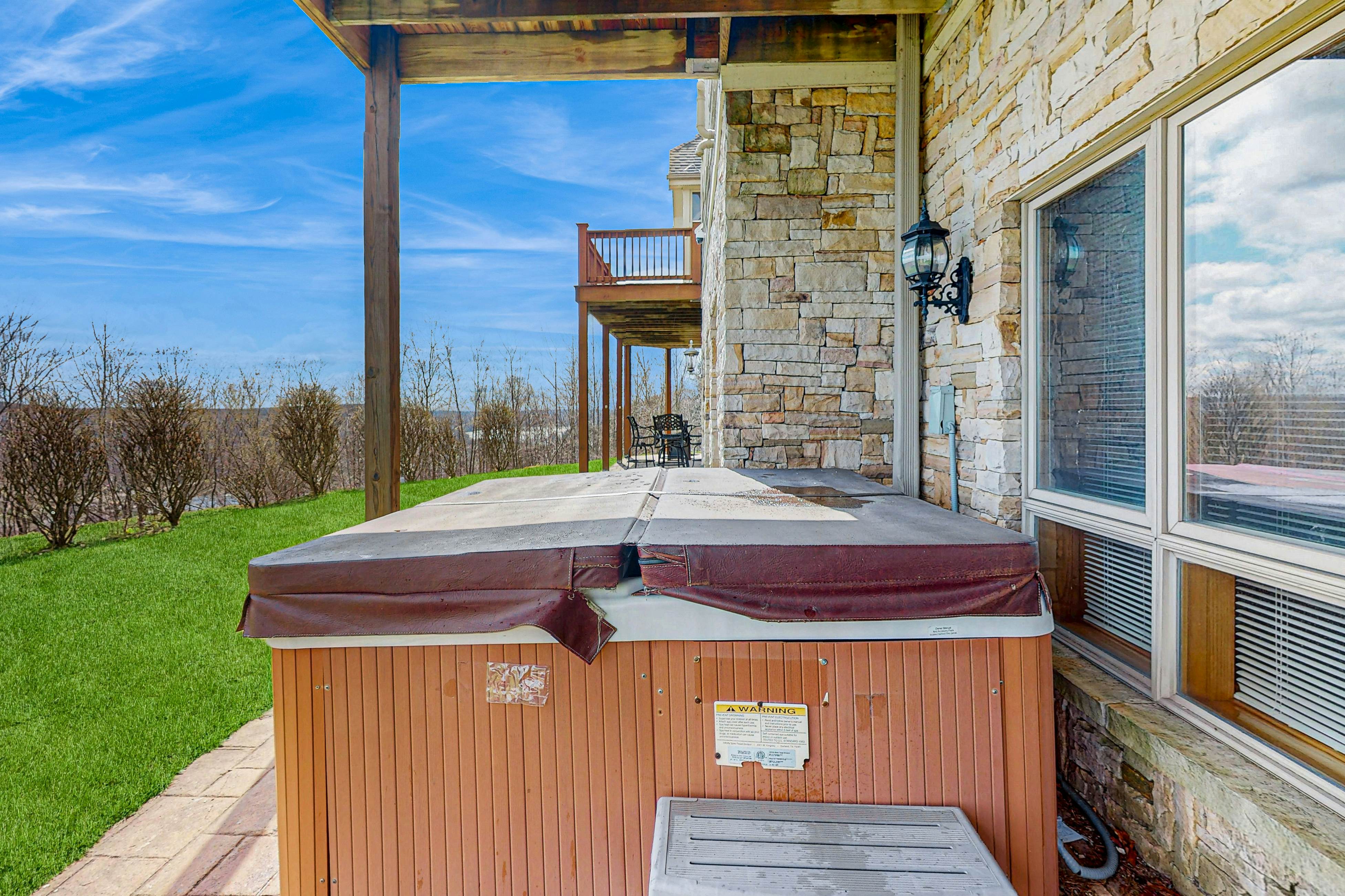 600 Overlook Pass #1B