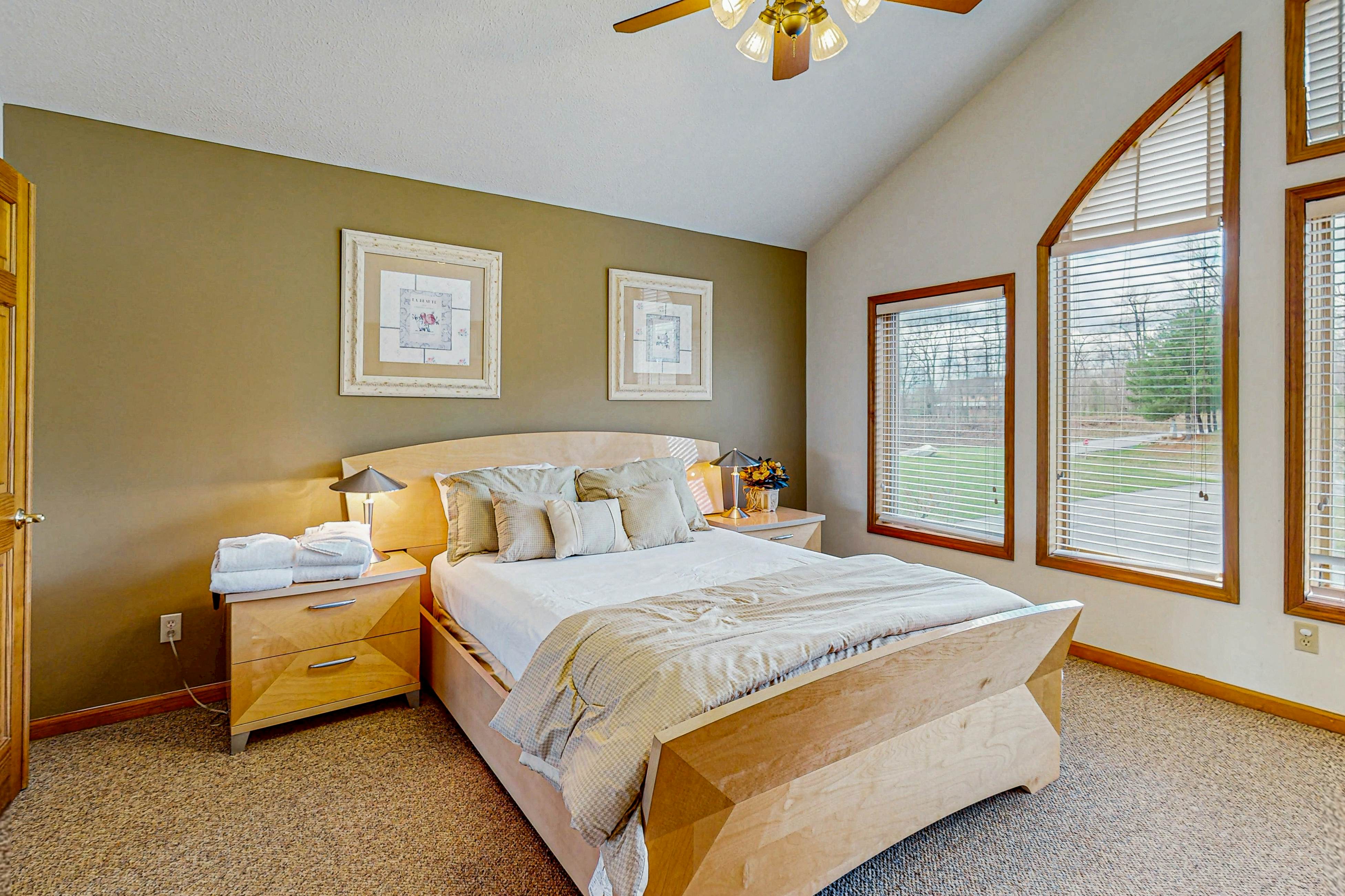 600 Overlook Pass #1B