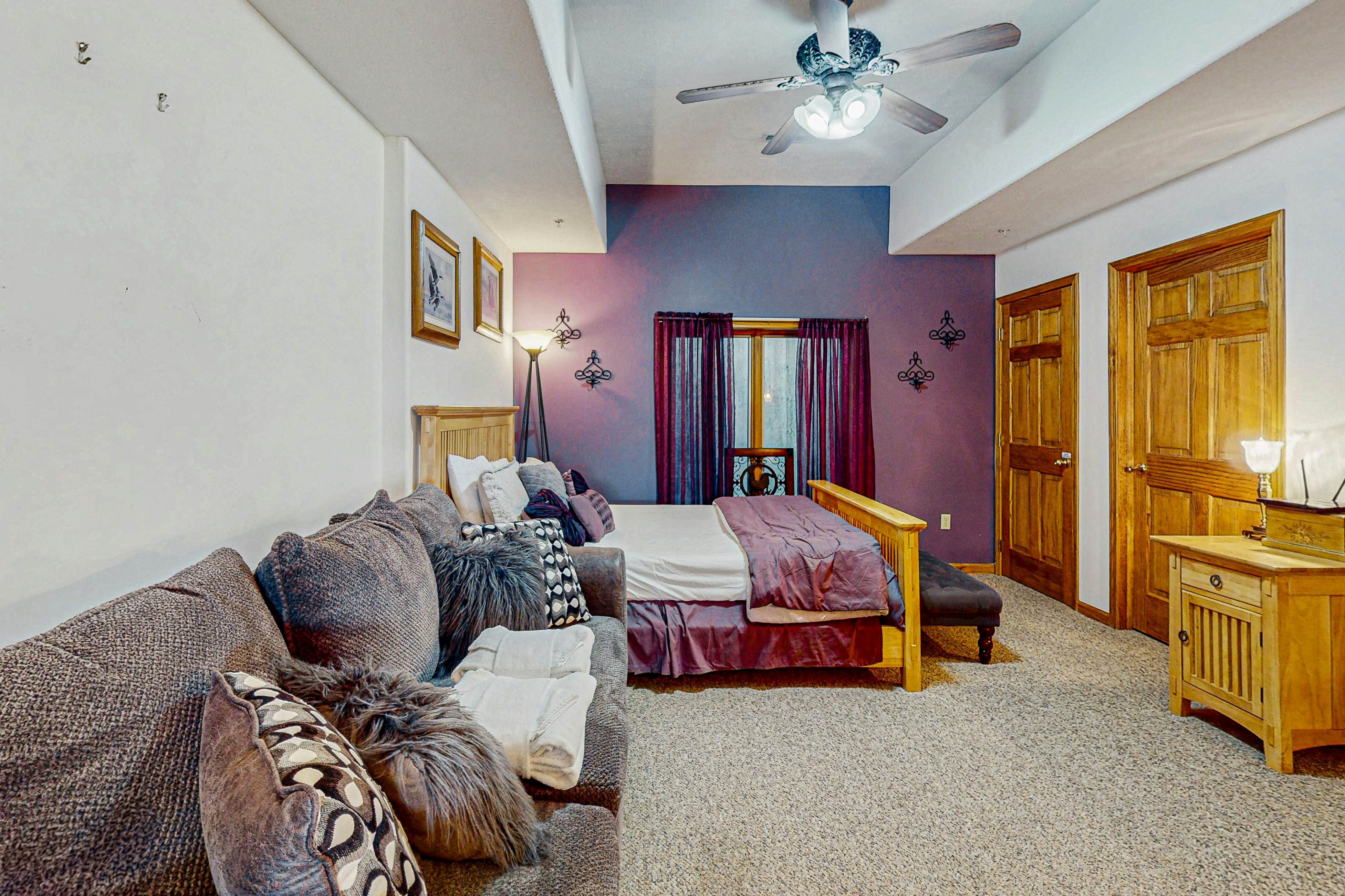 600 Overlook Pass #1B