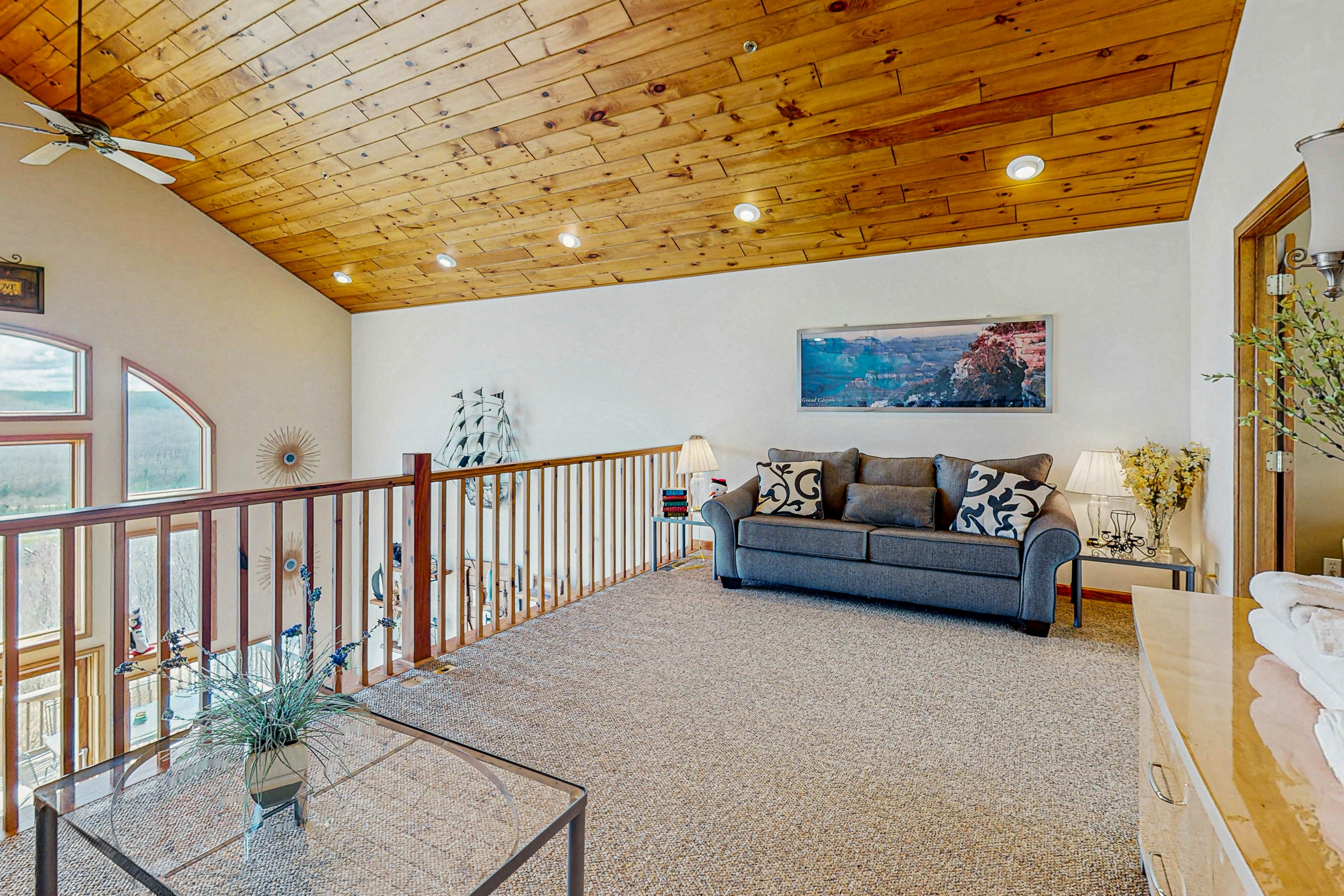 600 Overlook Pass #1B