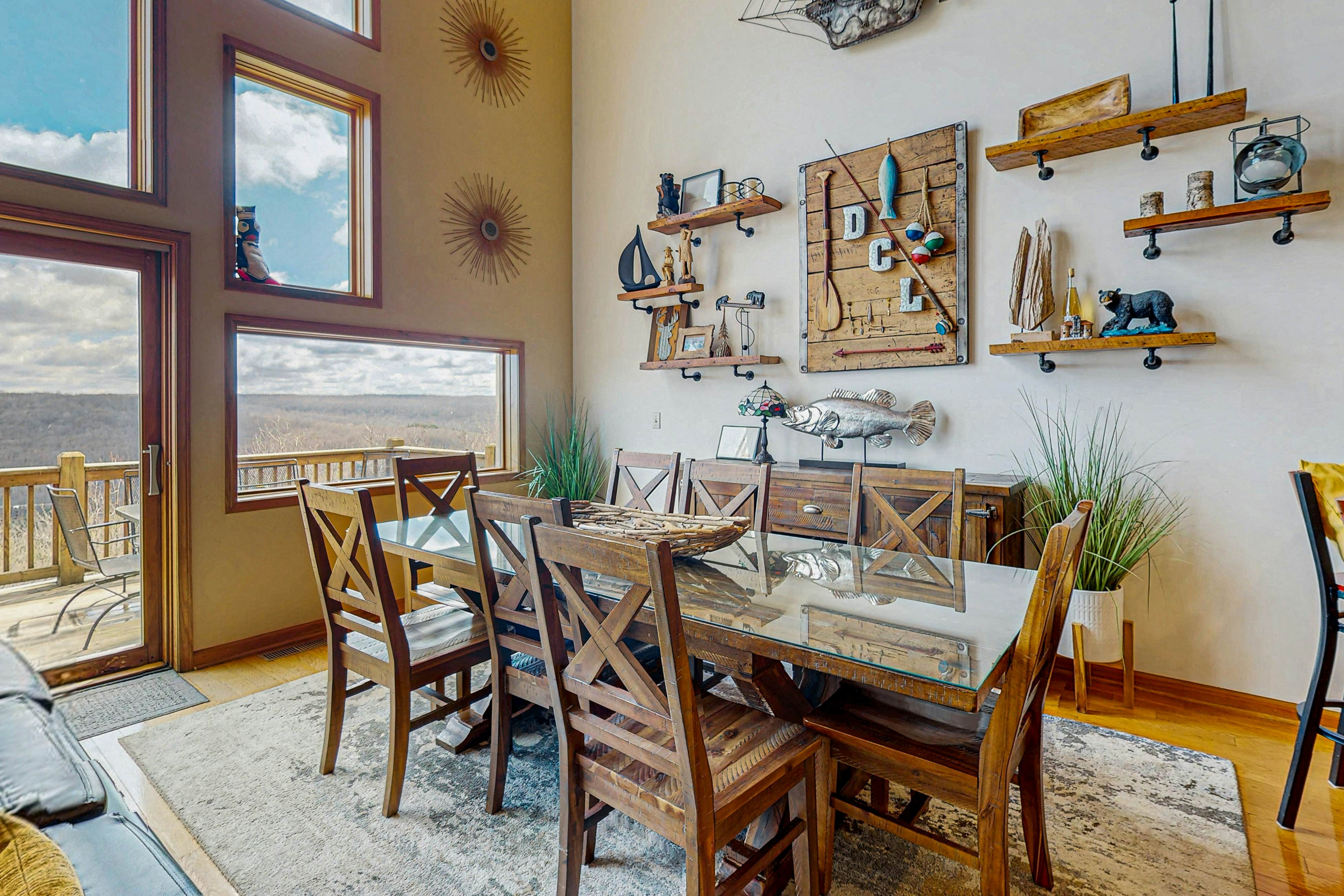 600 Overlook Pass #1B