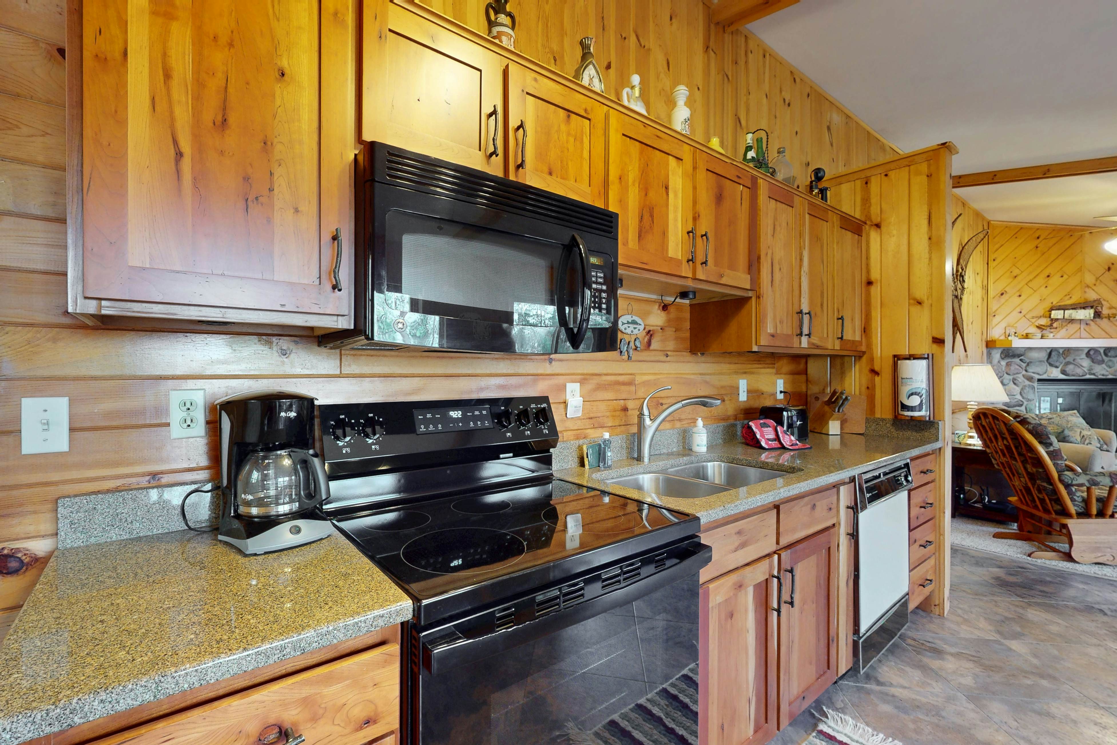 Swaying Pines Estate 