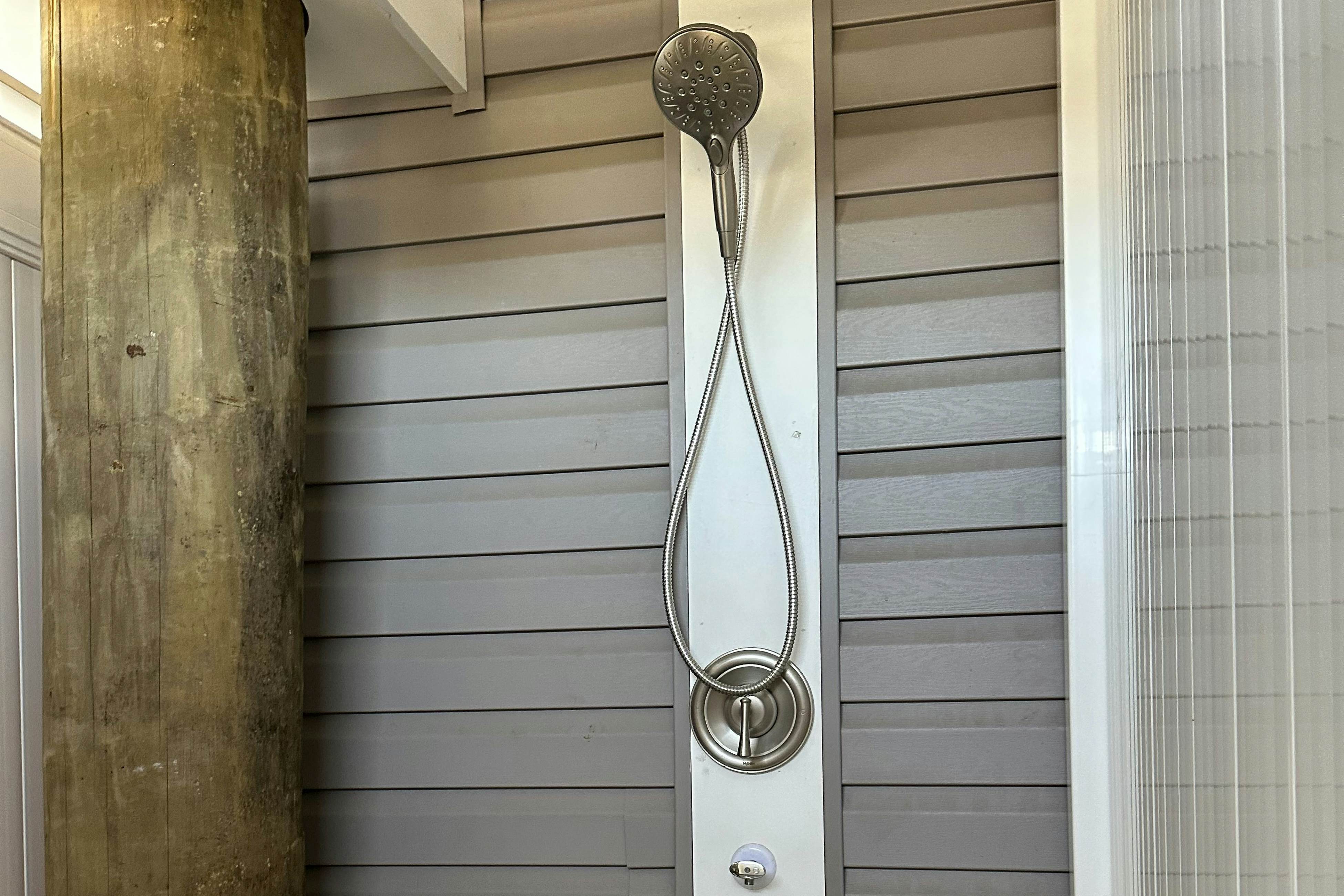 Oyster House Village - 21503 Helm St