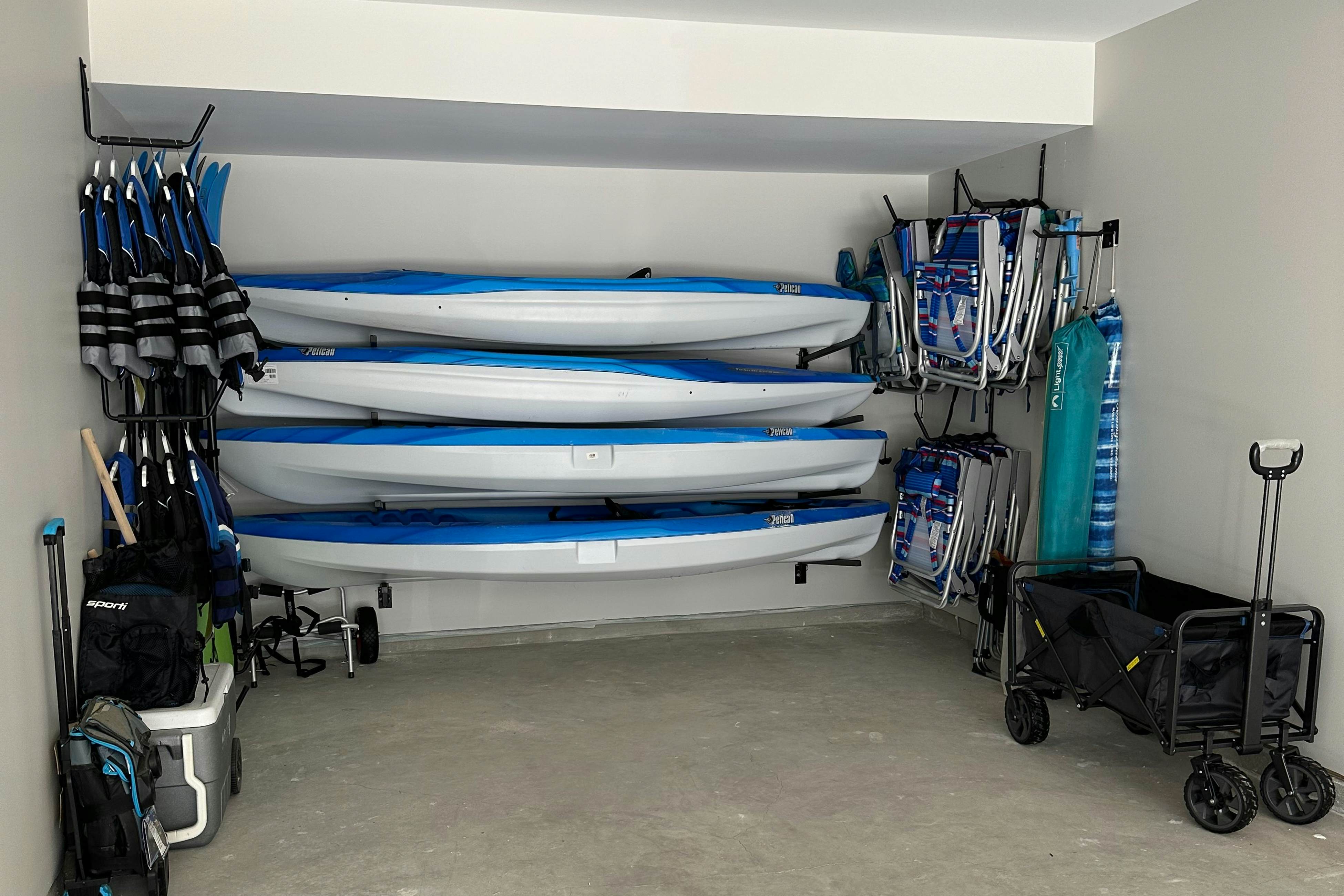 Oyster House Village - 21503 Helm St