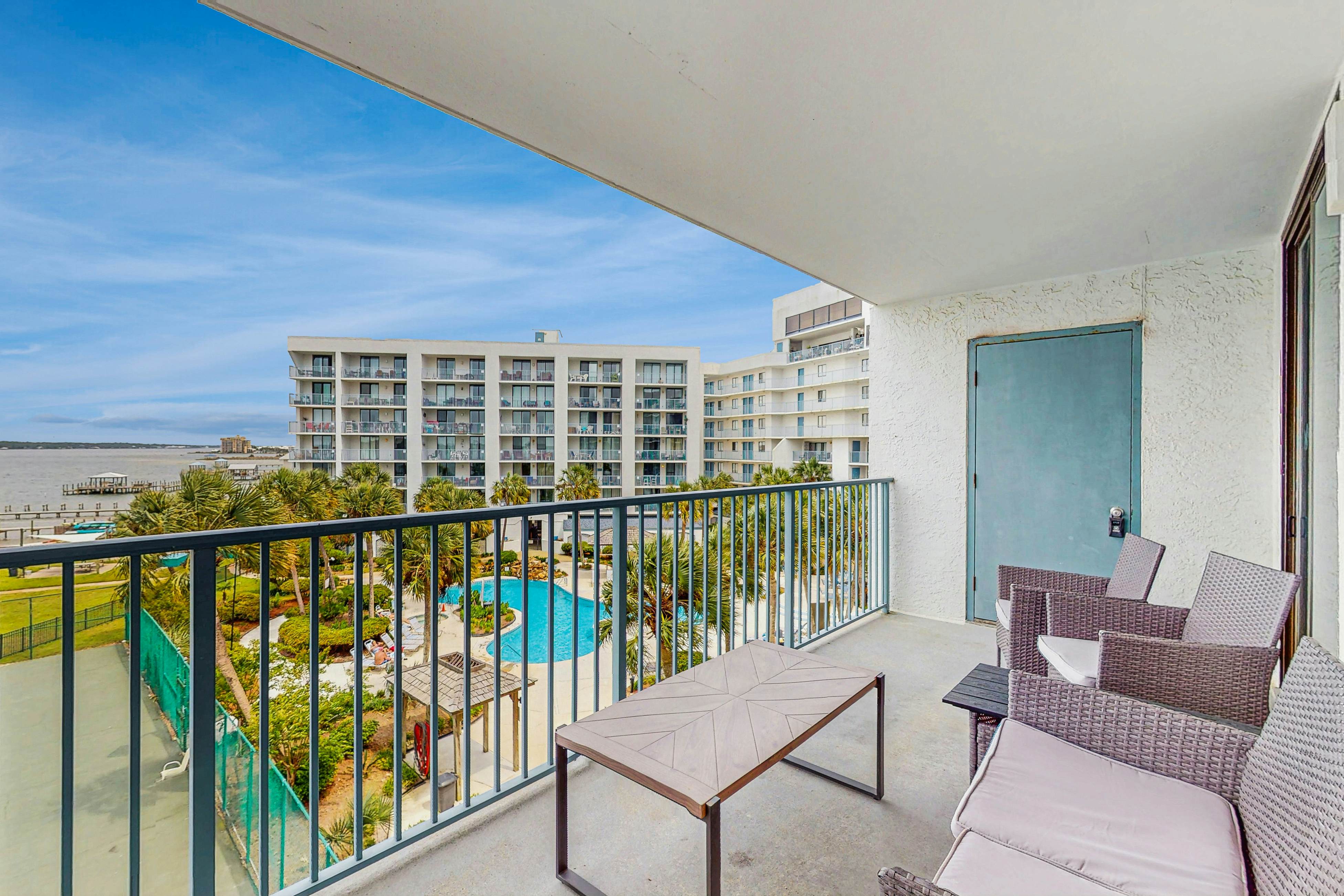 Gulf Shores Surf & Racquet Club 402B