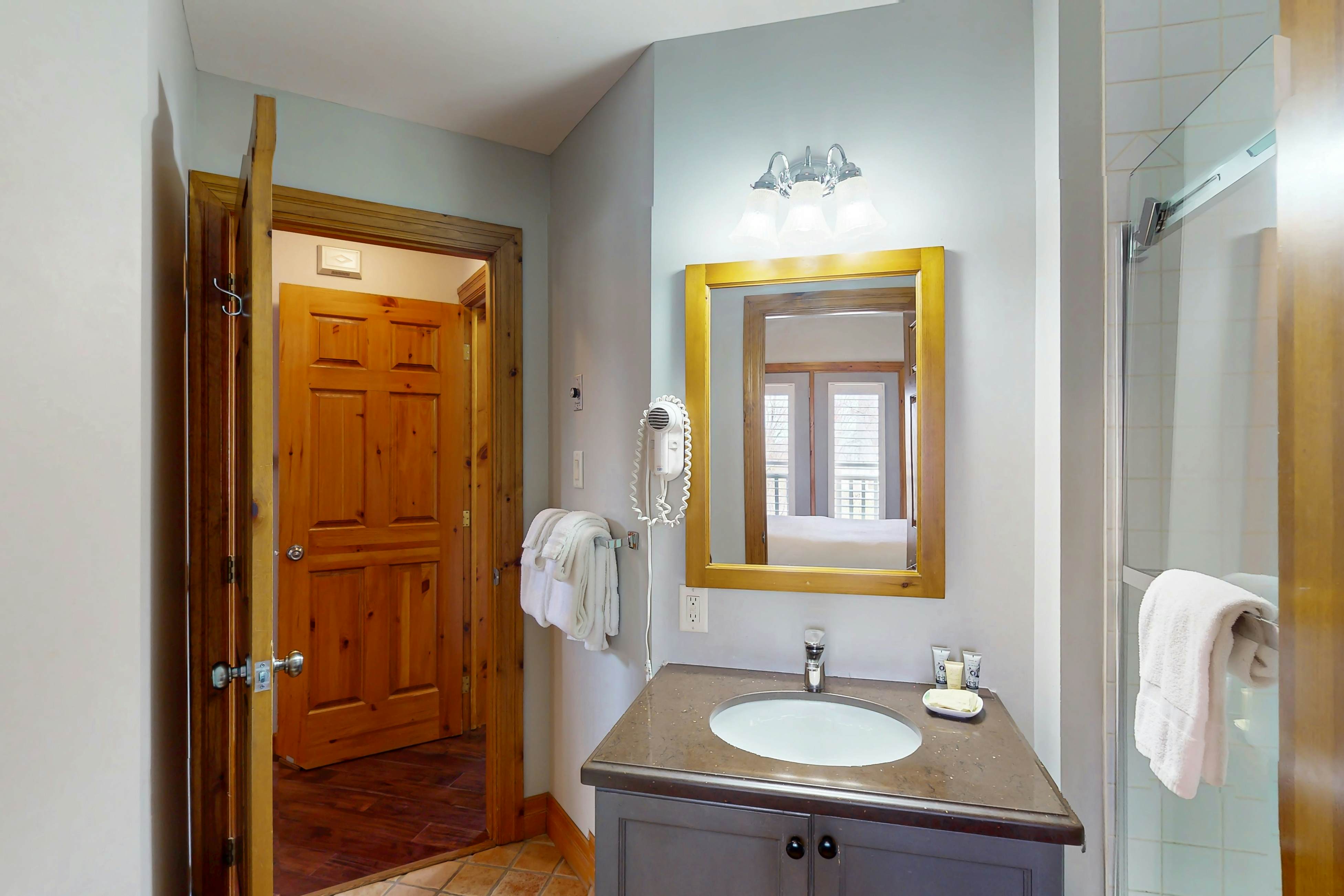 184 Snowbridge Way-Unit 216