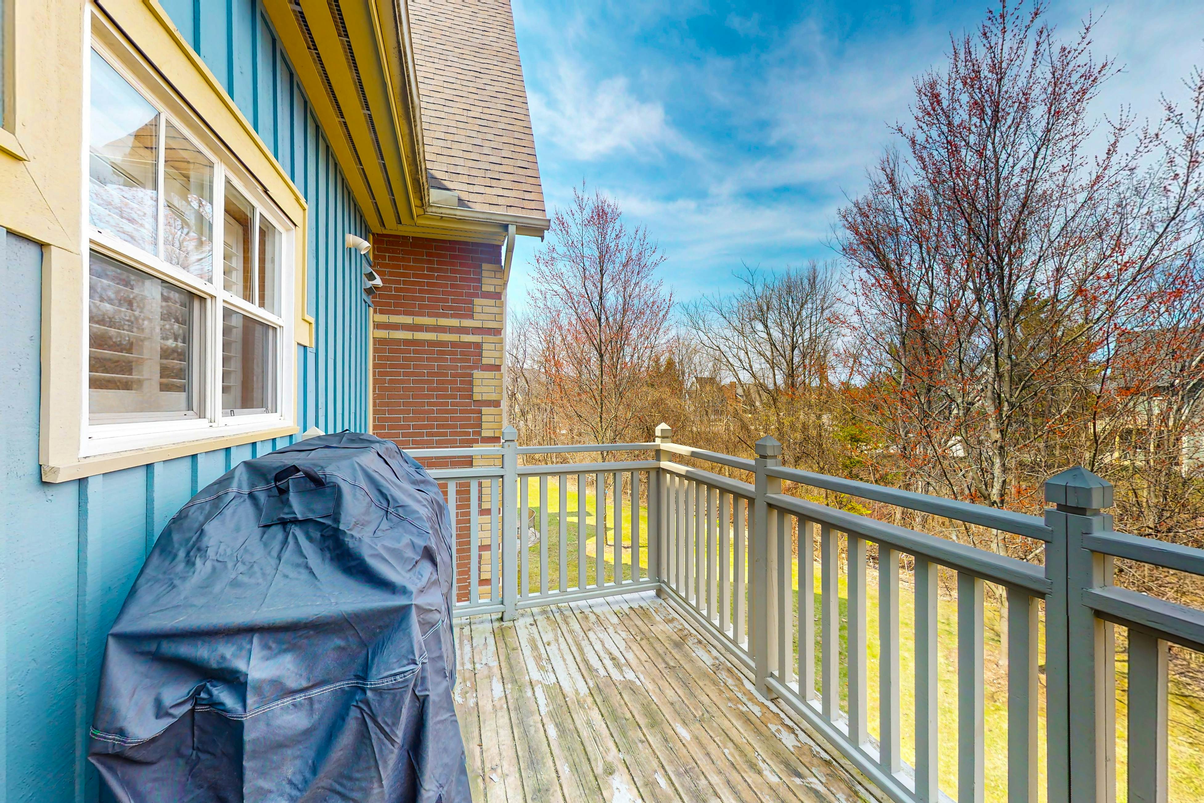 184 Snowbridge Way-Unit 216