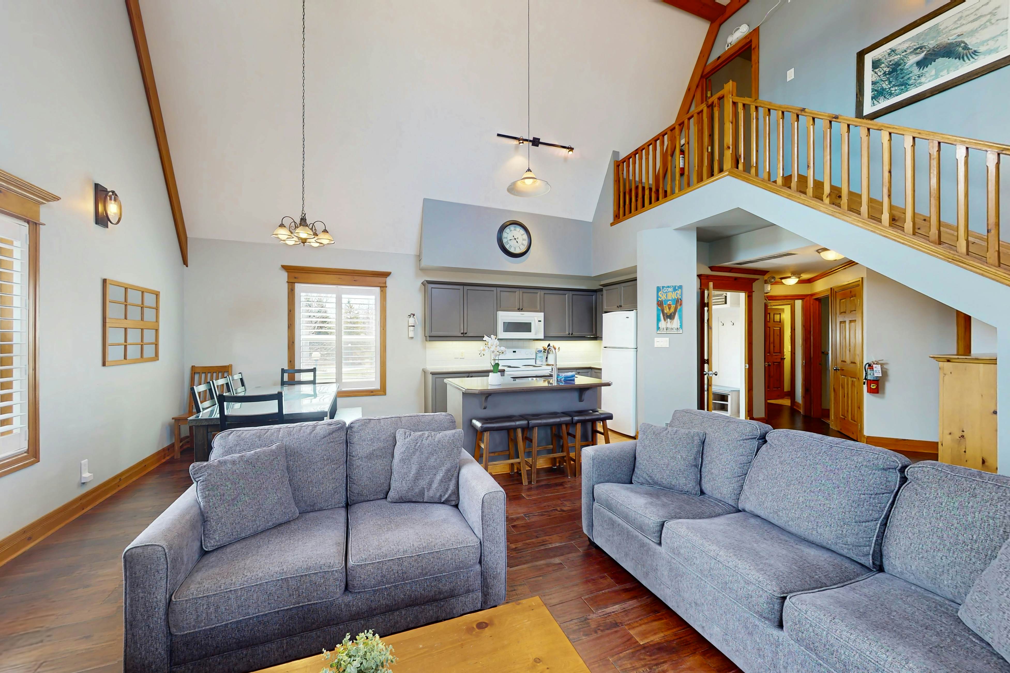 184 Snowbridge Way-Unit 216