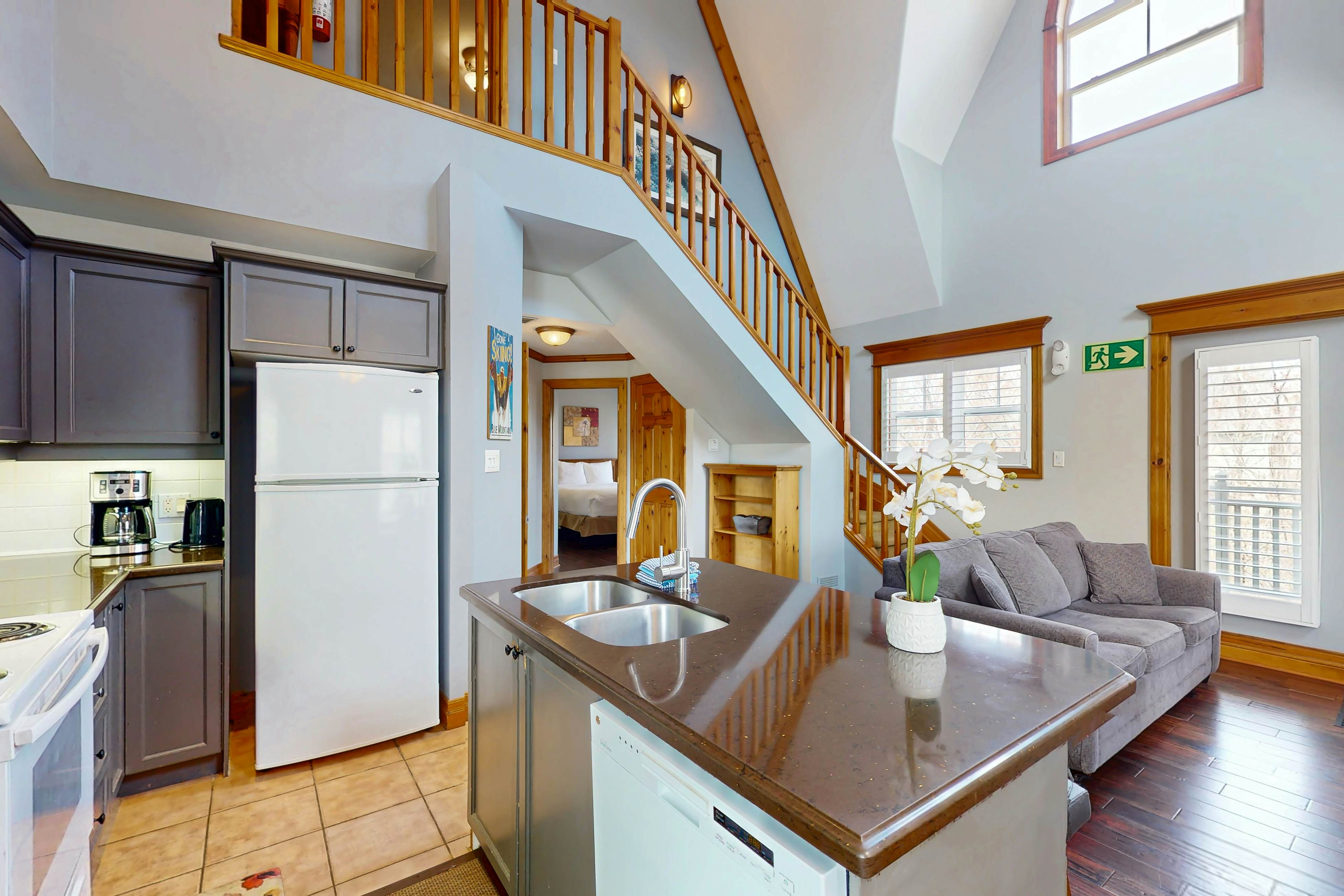 184 Snowbridge Way-Unit 216