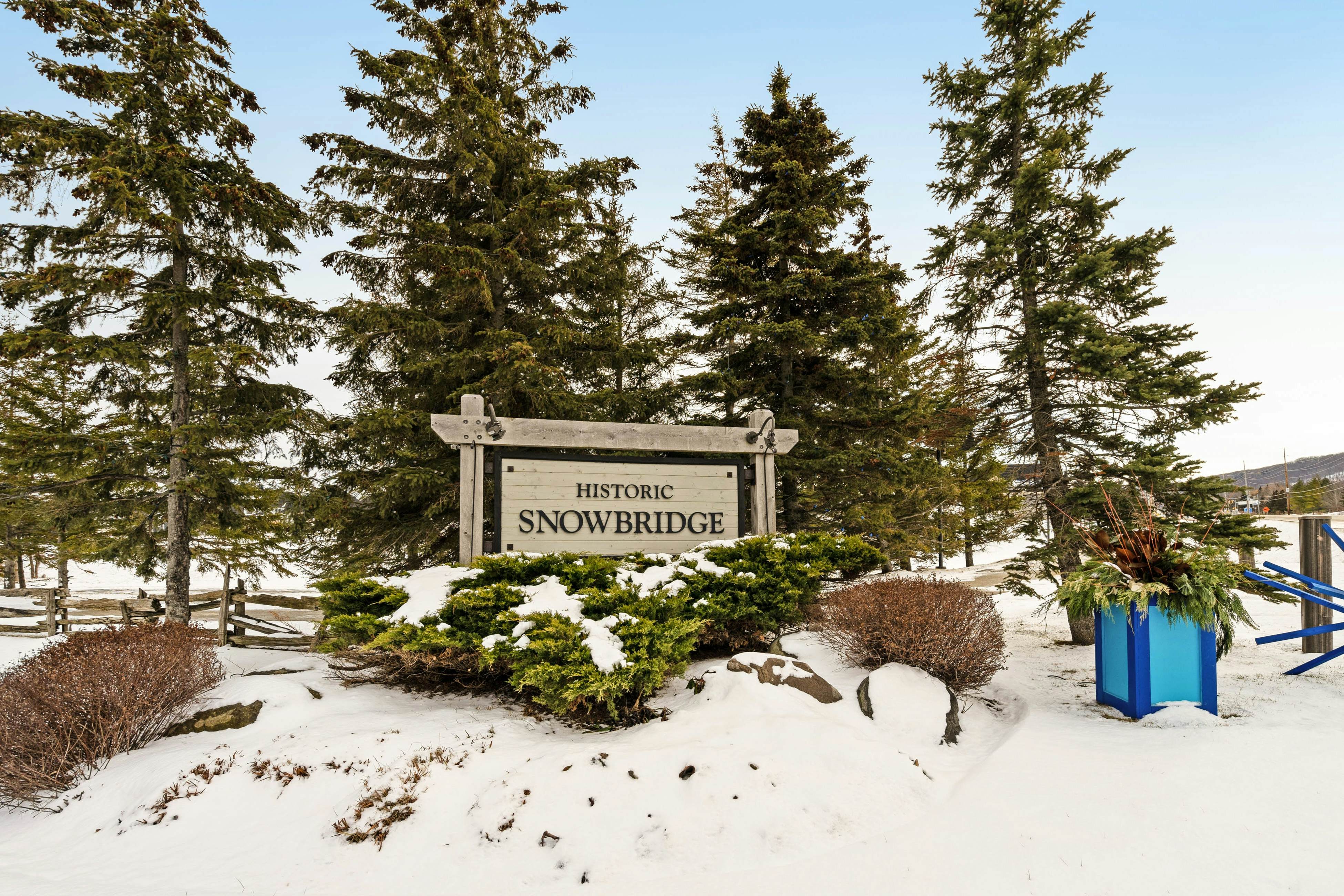 184 Snowbridge Way-Unit 216