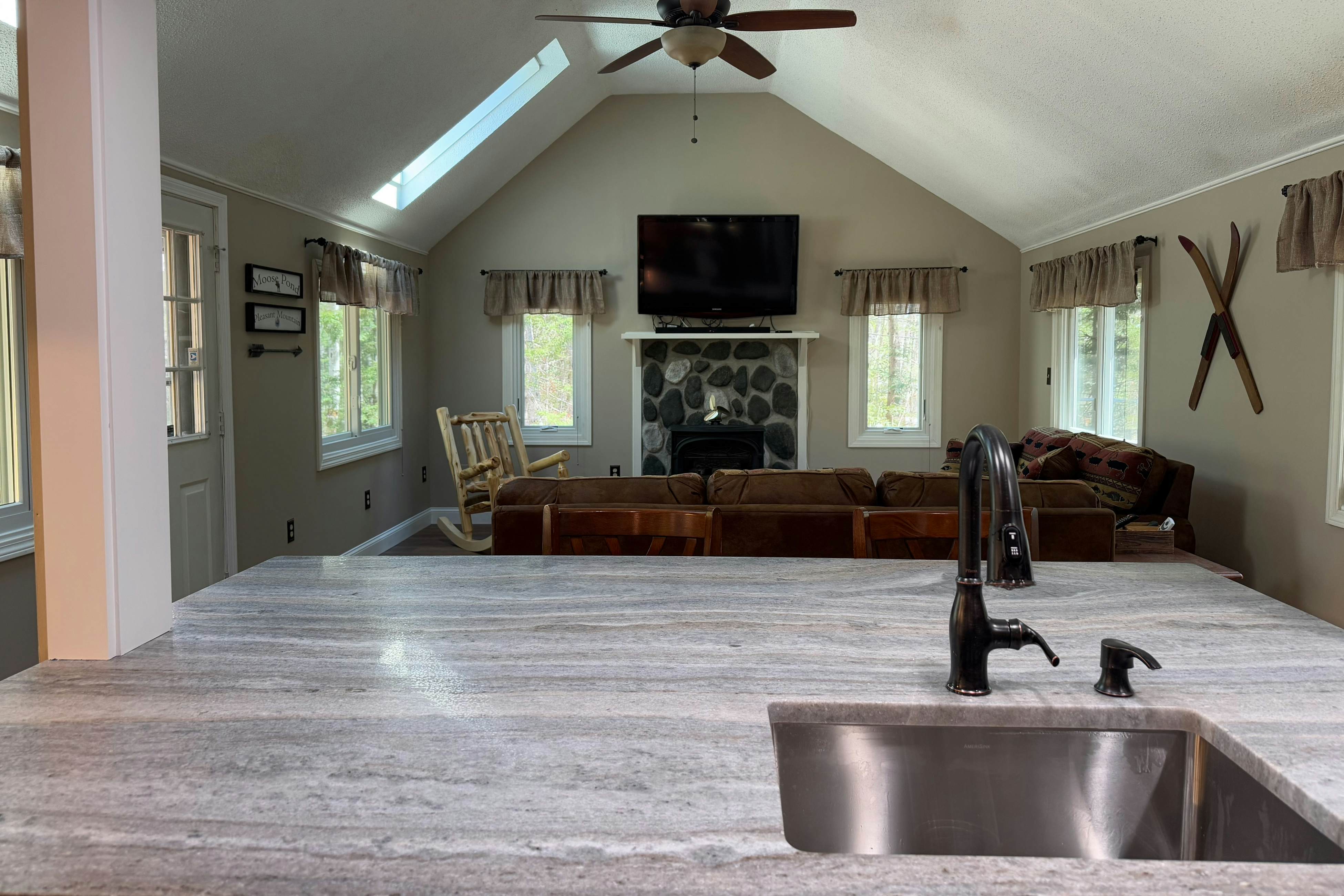 Pleasant Mountain Ski Chalet