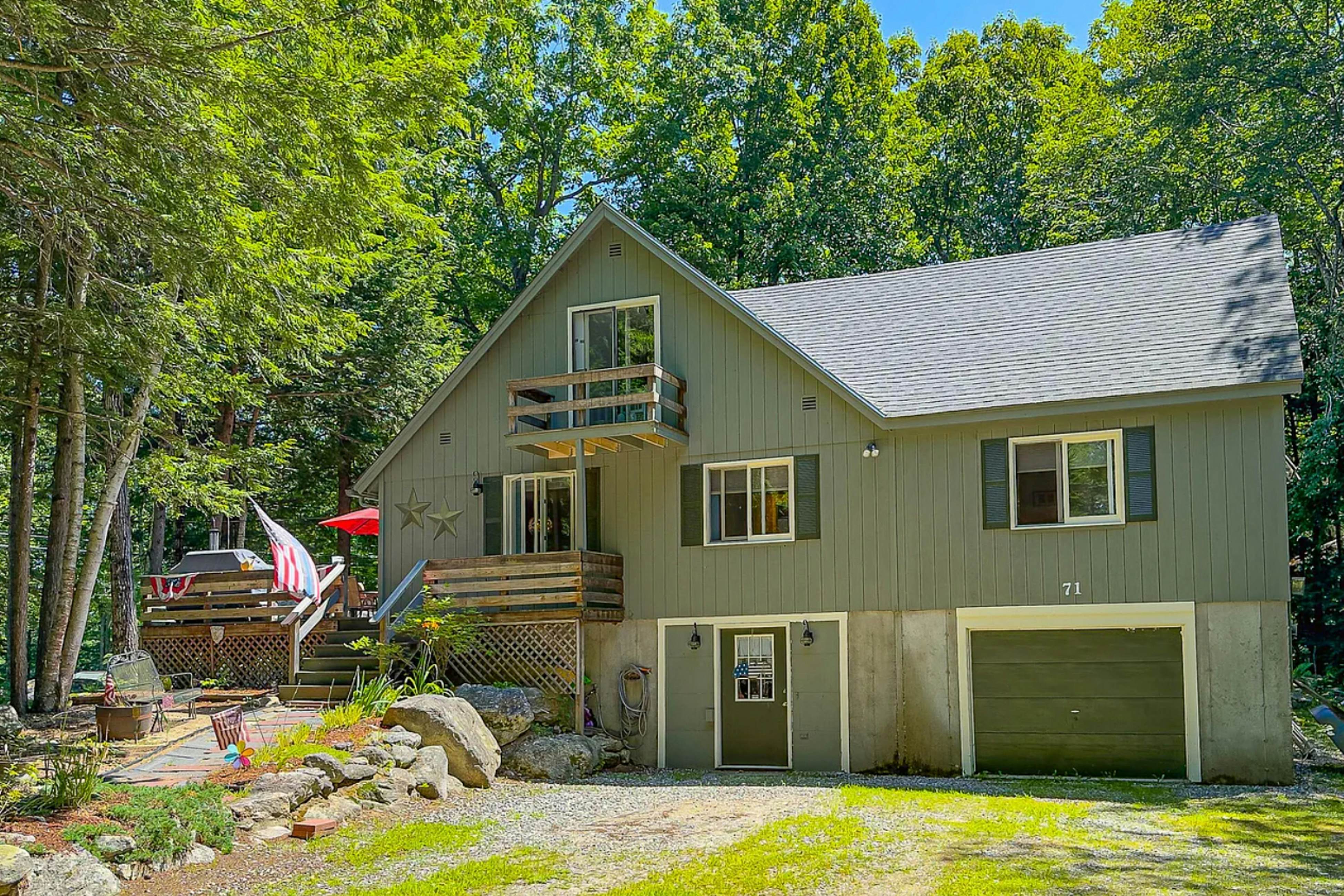 Pleasant Mountain Ski Chalet