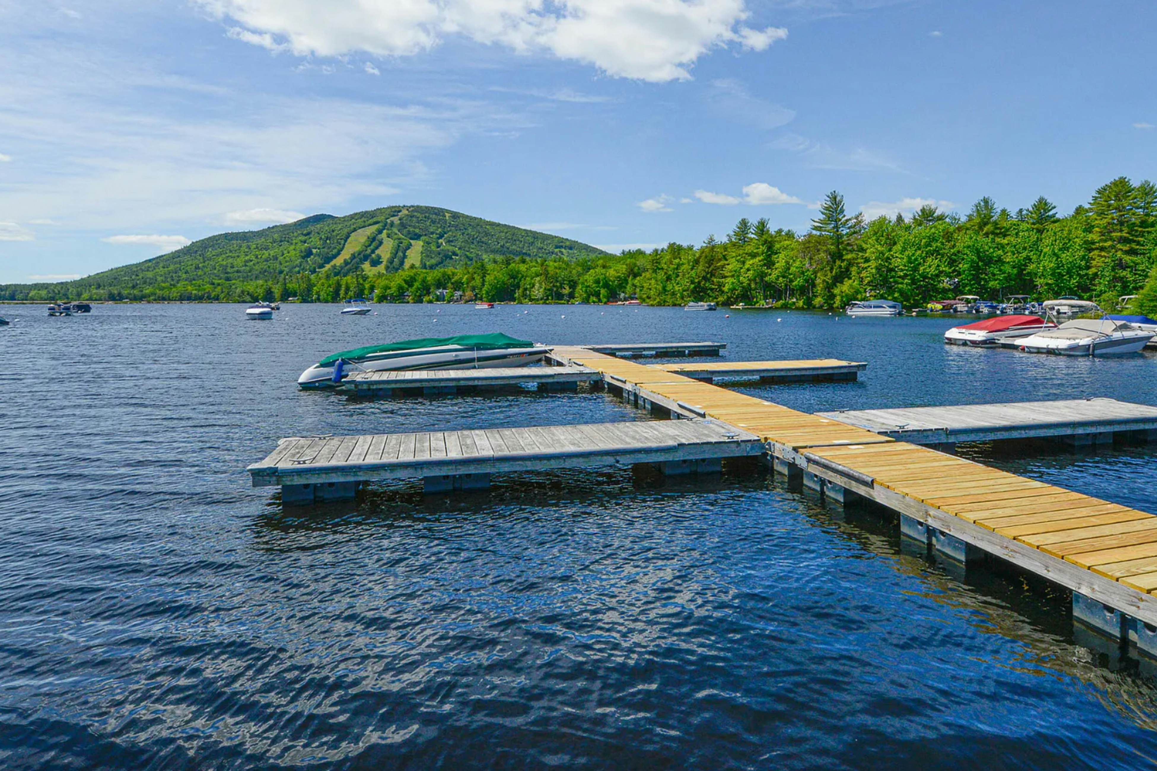 Pleasant Mountain Ski Chalet