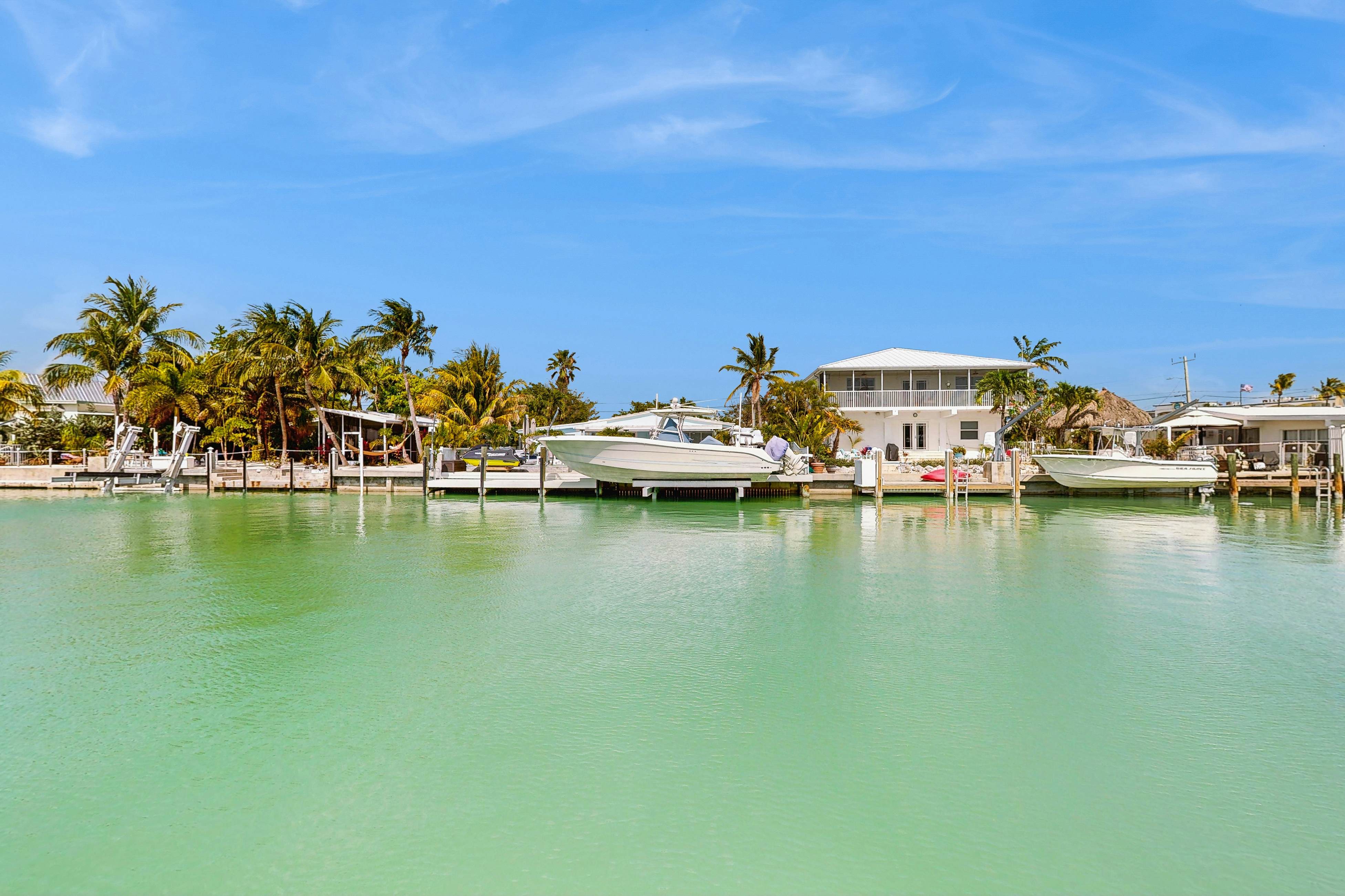 Downhome Cabin by the Canal