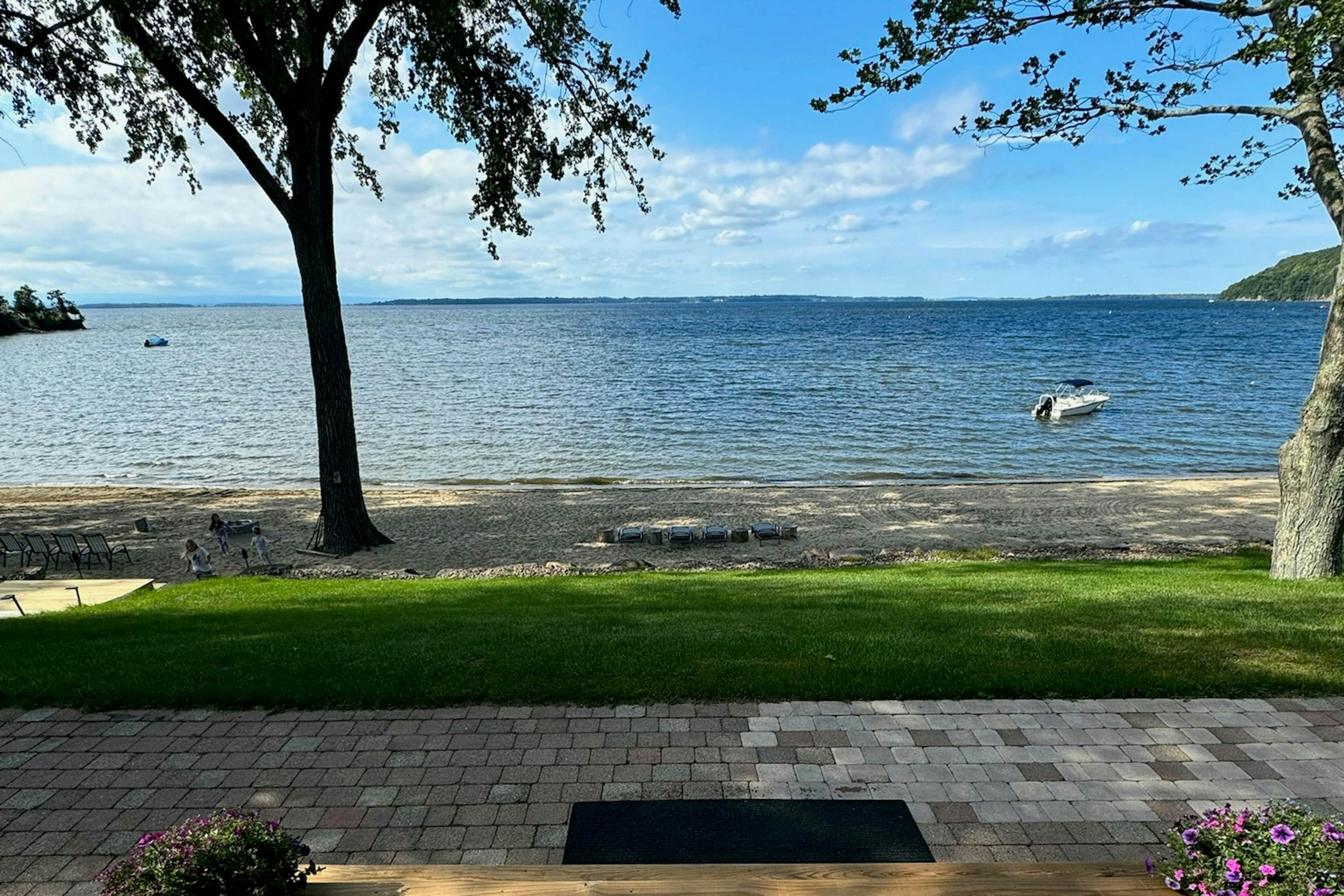 Thayer Beach Lakehouse