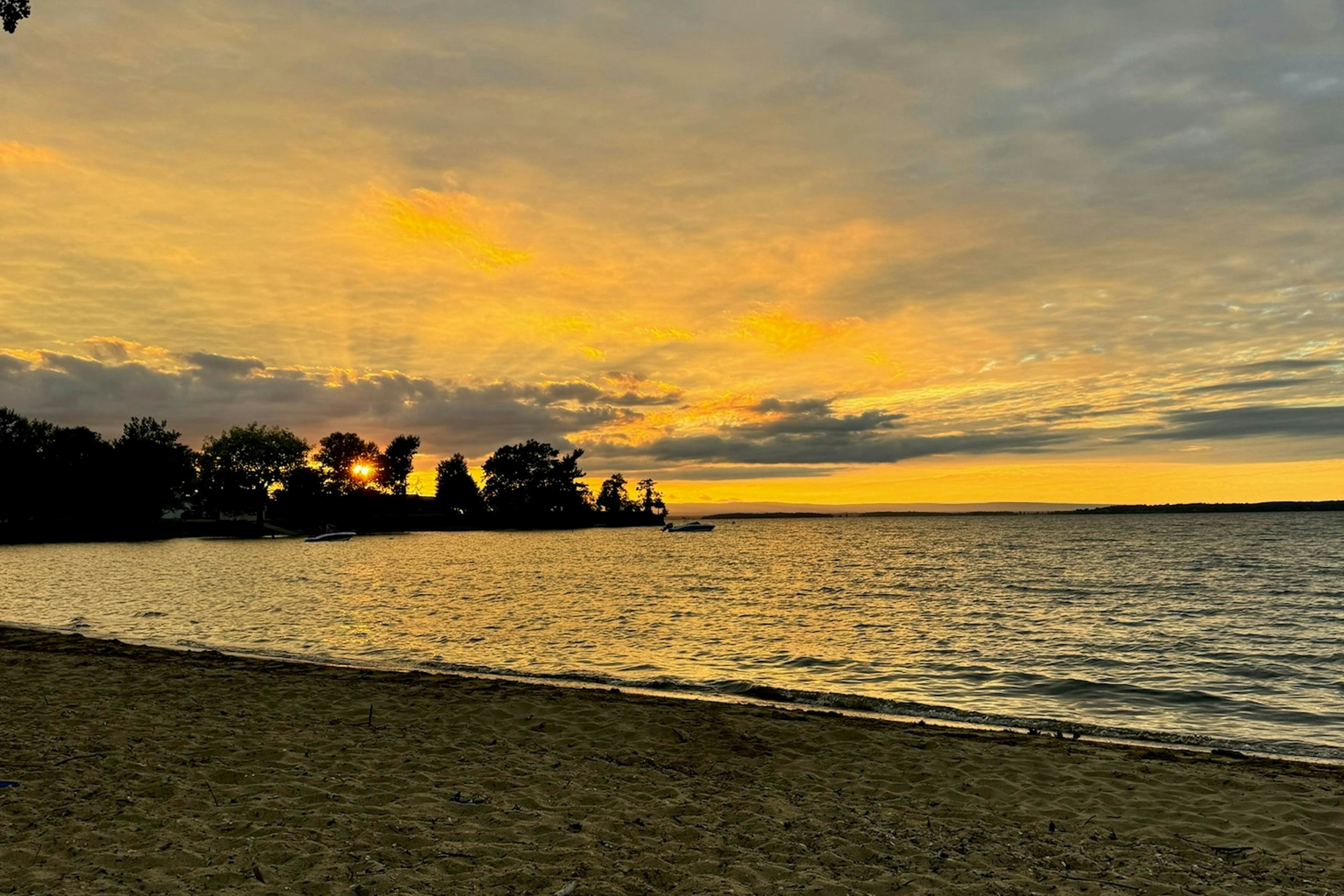 Thayer Beach Lakehouse