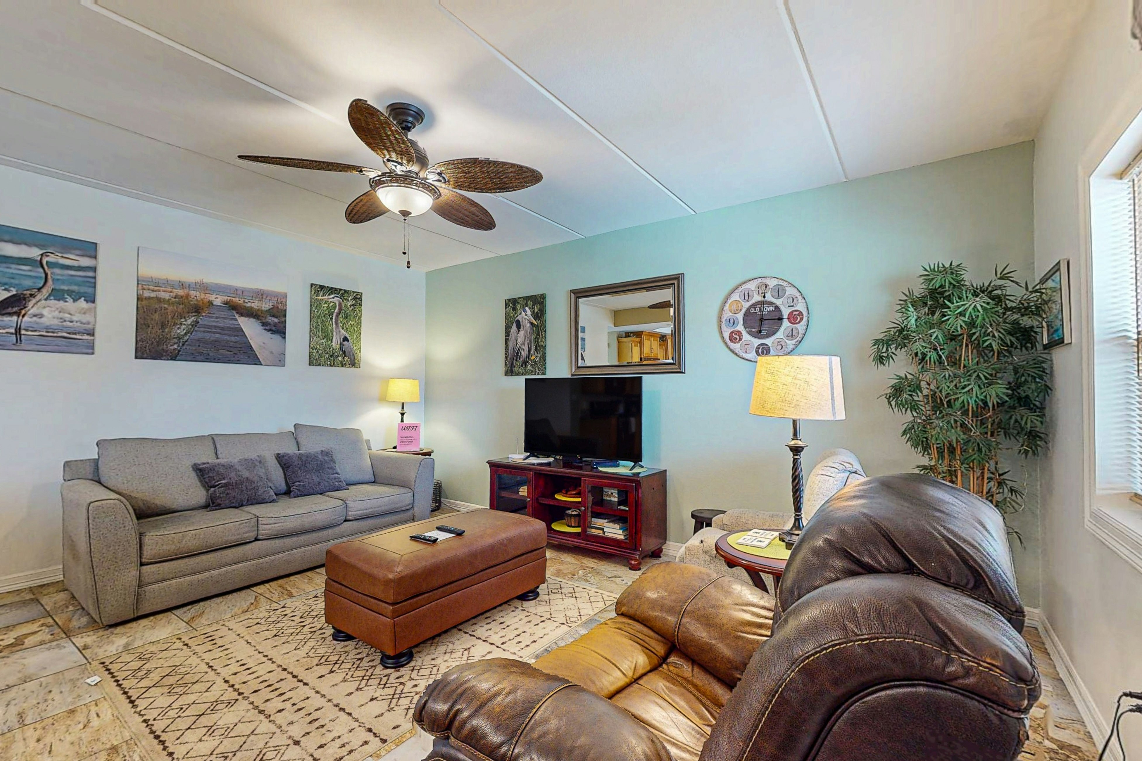 Ventura Condominiums #202