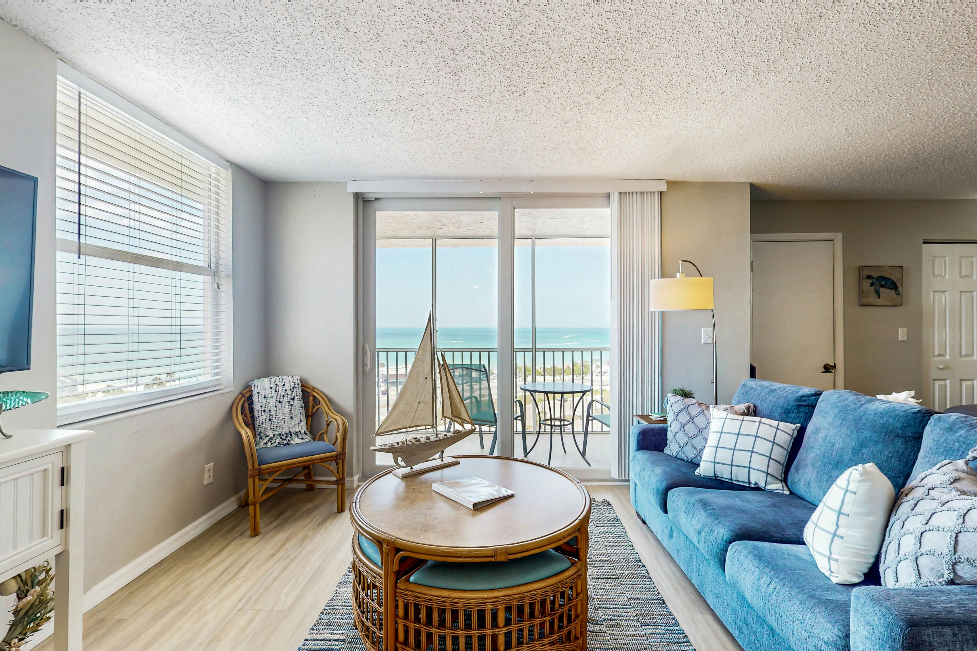 Reel Relaxed Beach and Tennis Unit 4006