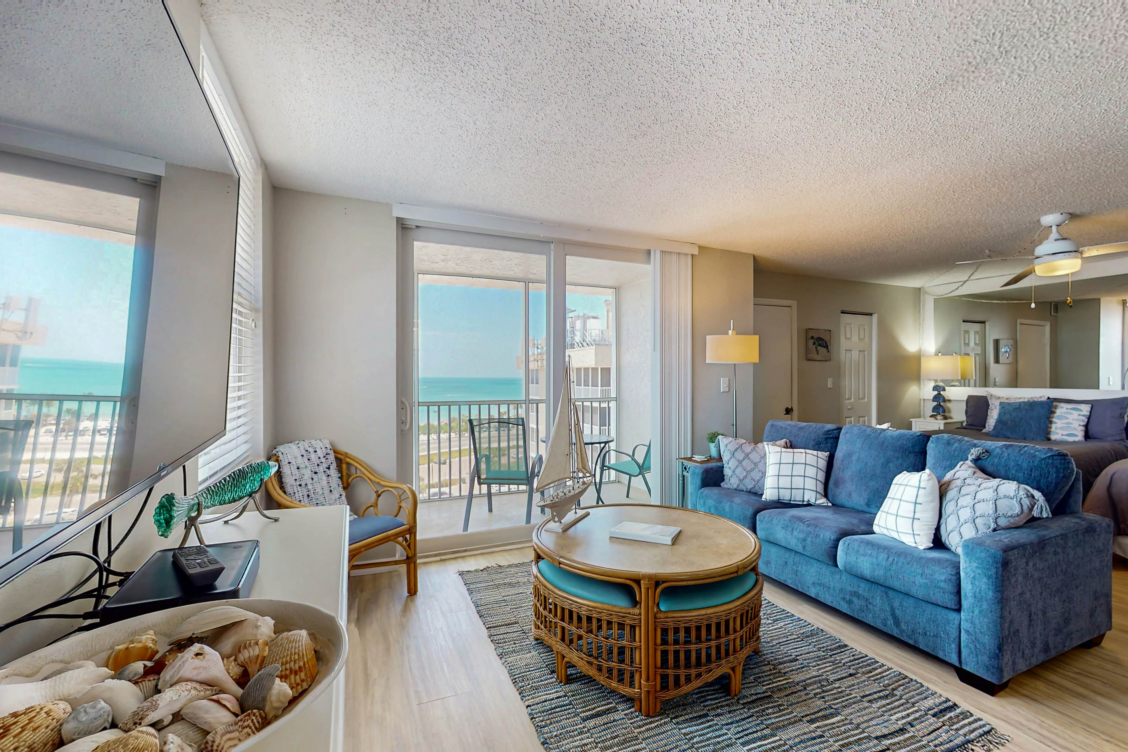 Reel Relaxed Beach and Tennis Unit 4006