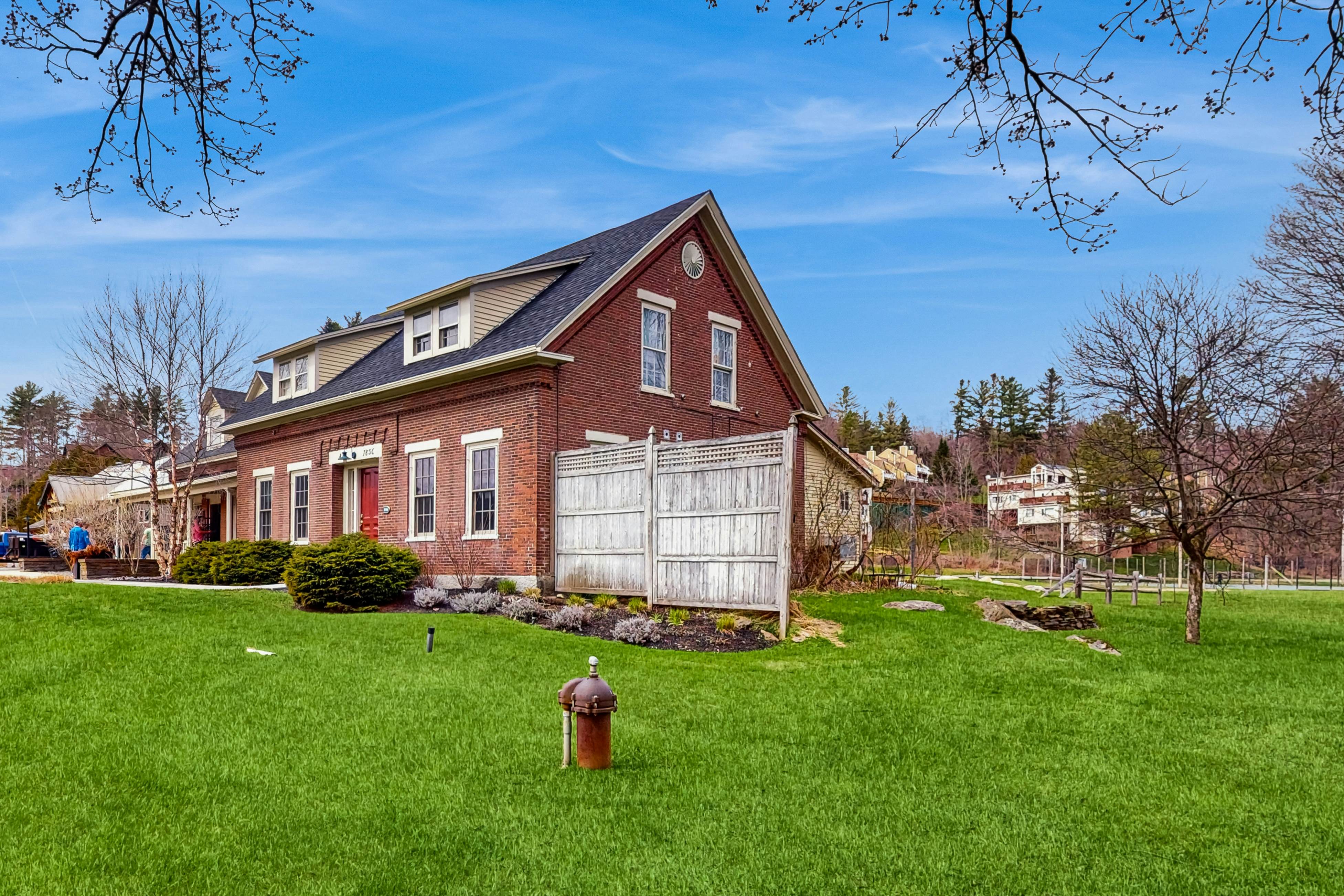 Stowe Mountain Road Getaway