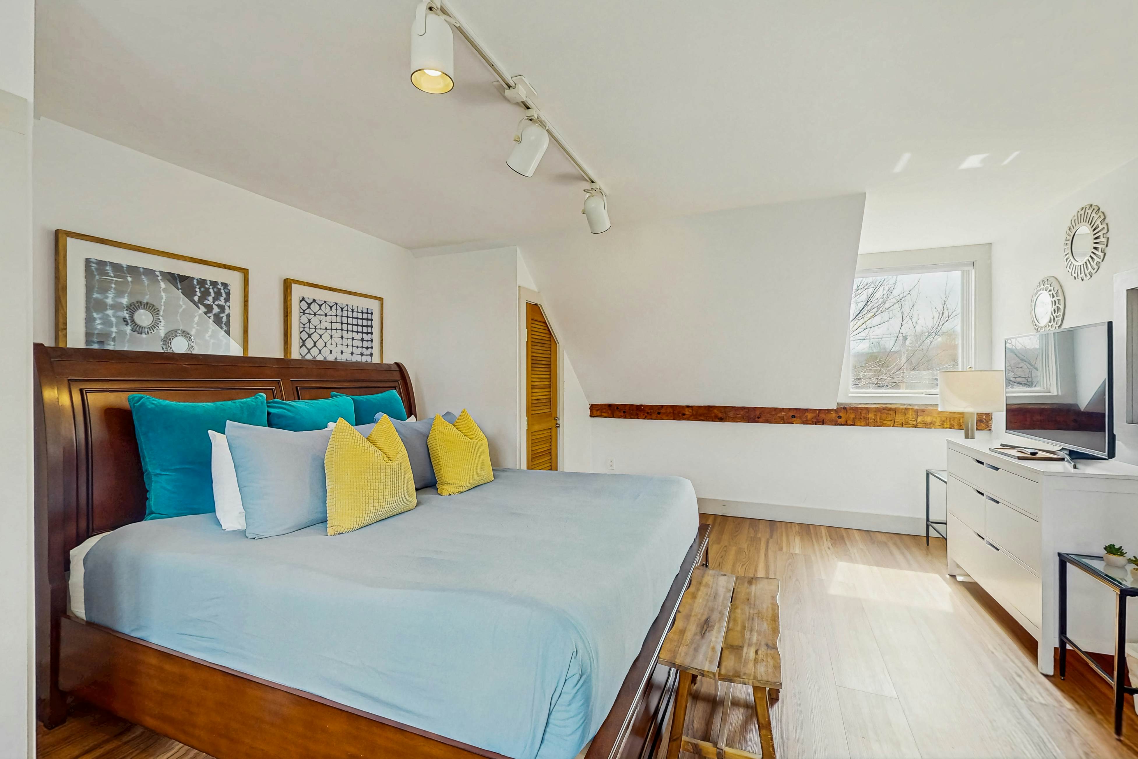 Stowe Mountain Road Getaway