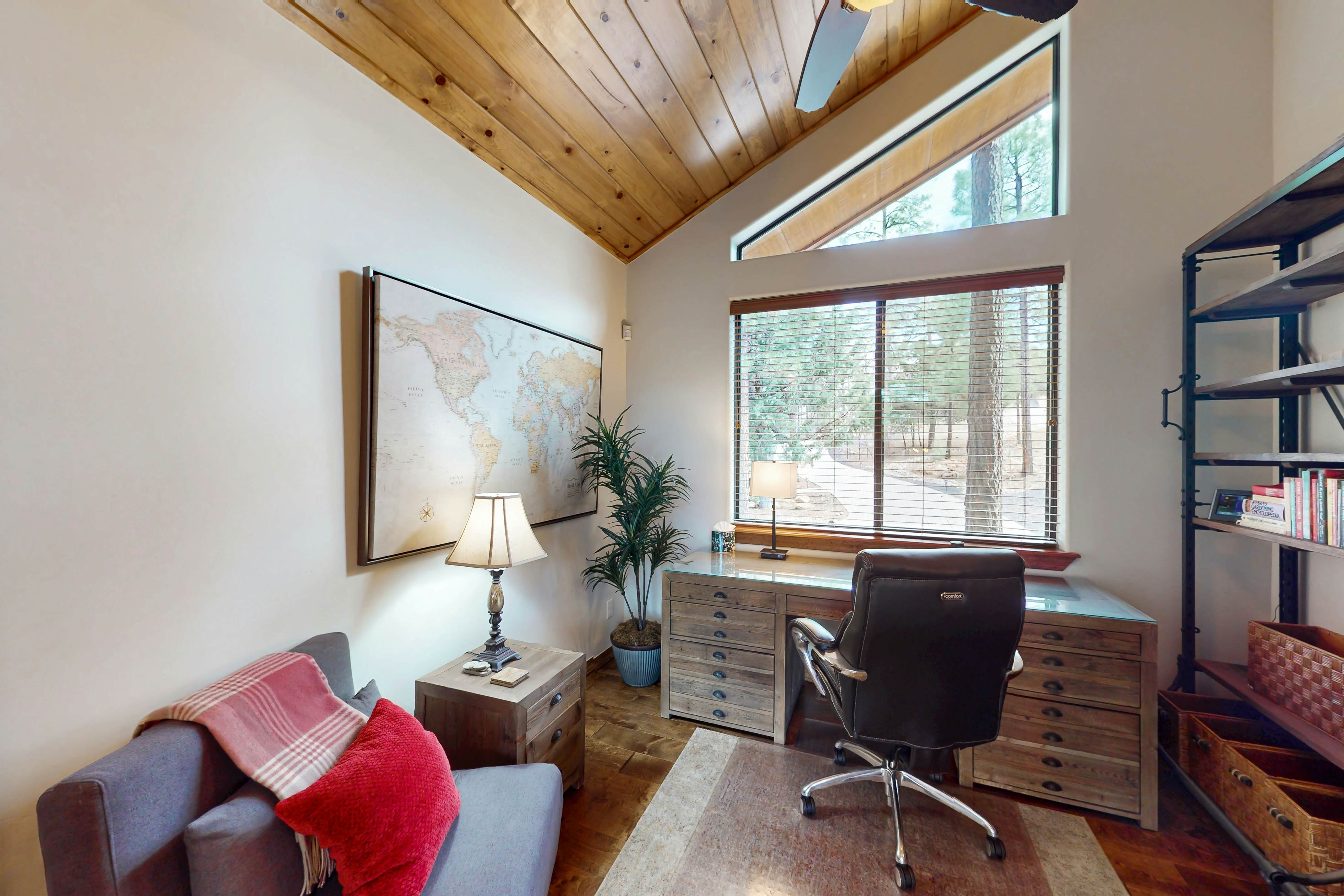 Tranquil Torreon Pines and Fairway Hideaway