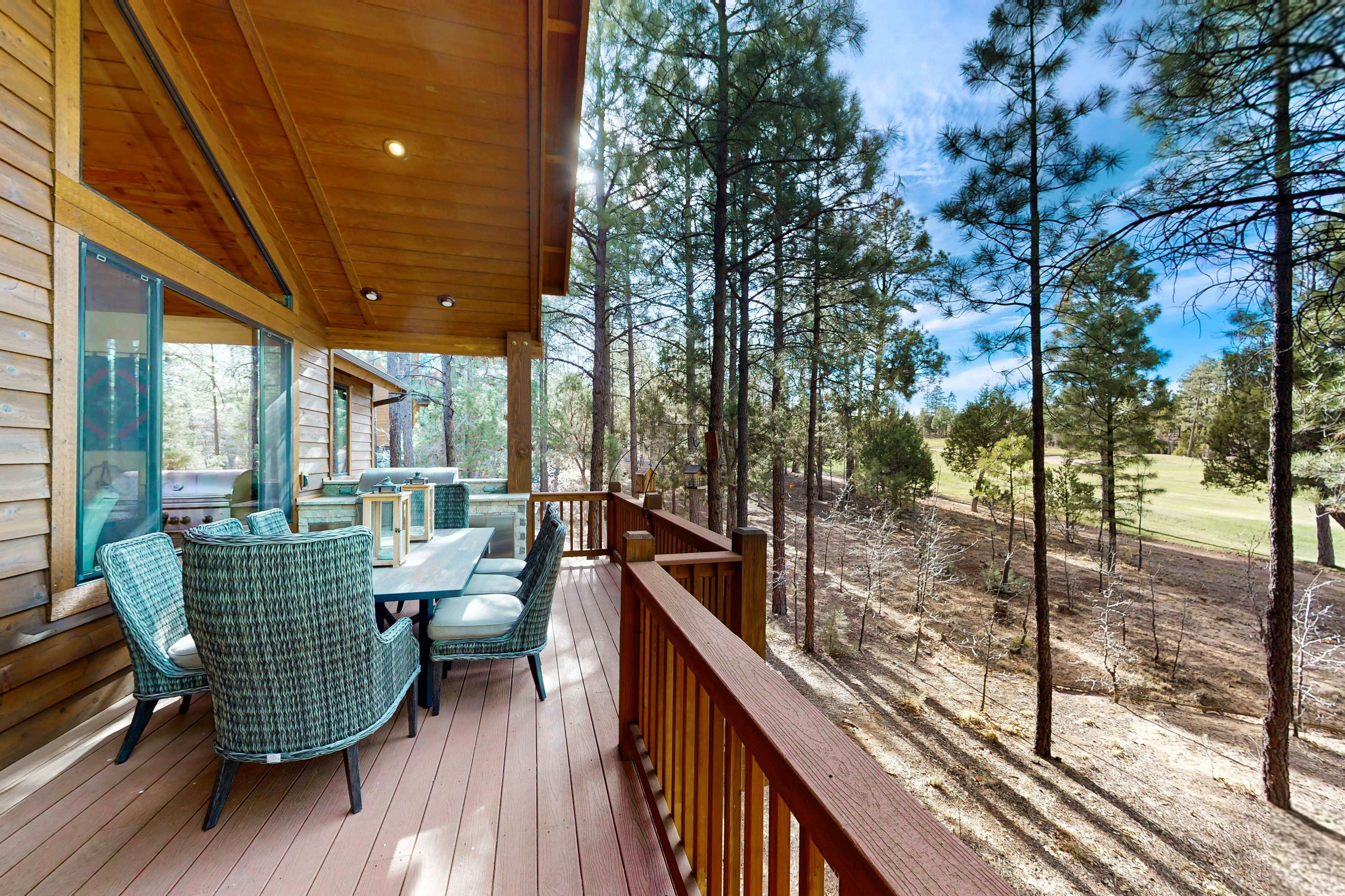 Tranquil Torreon Pines and Fairway Hideaway