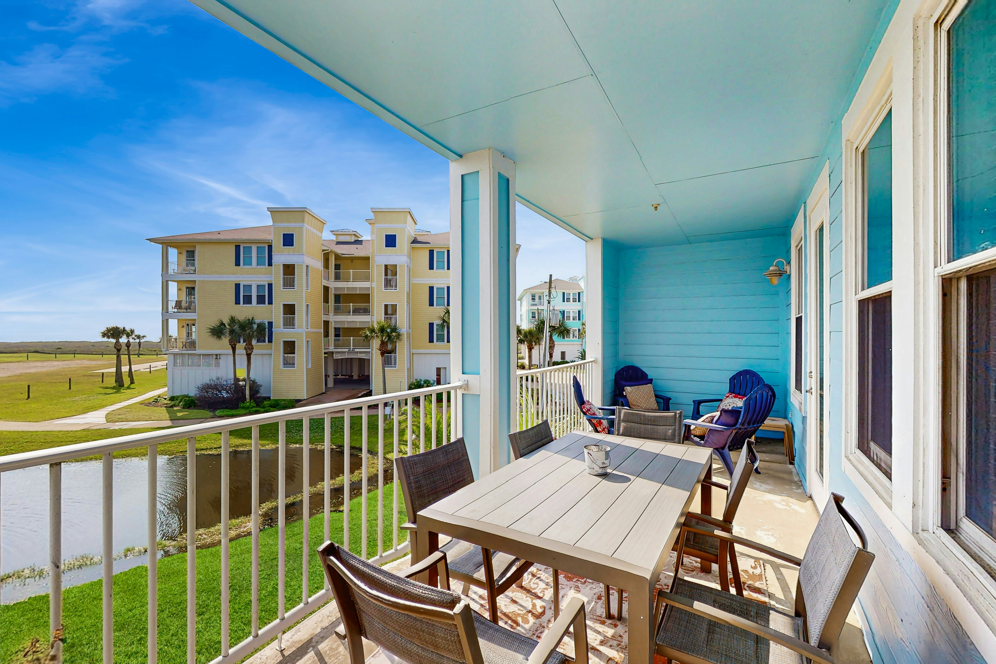 Pointe West Resort - Seas the Day