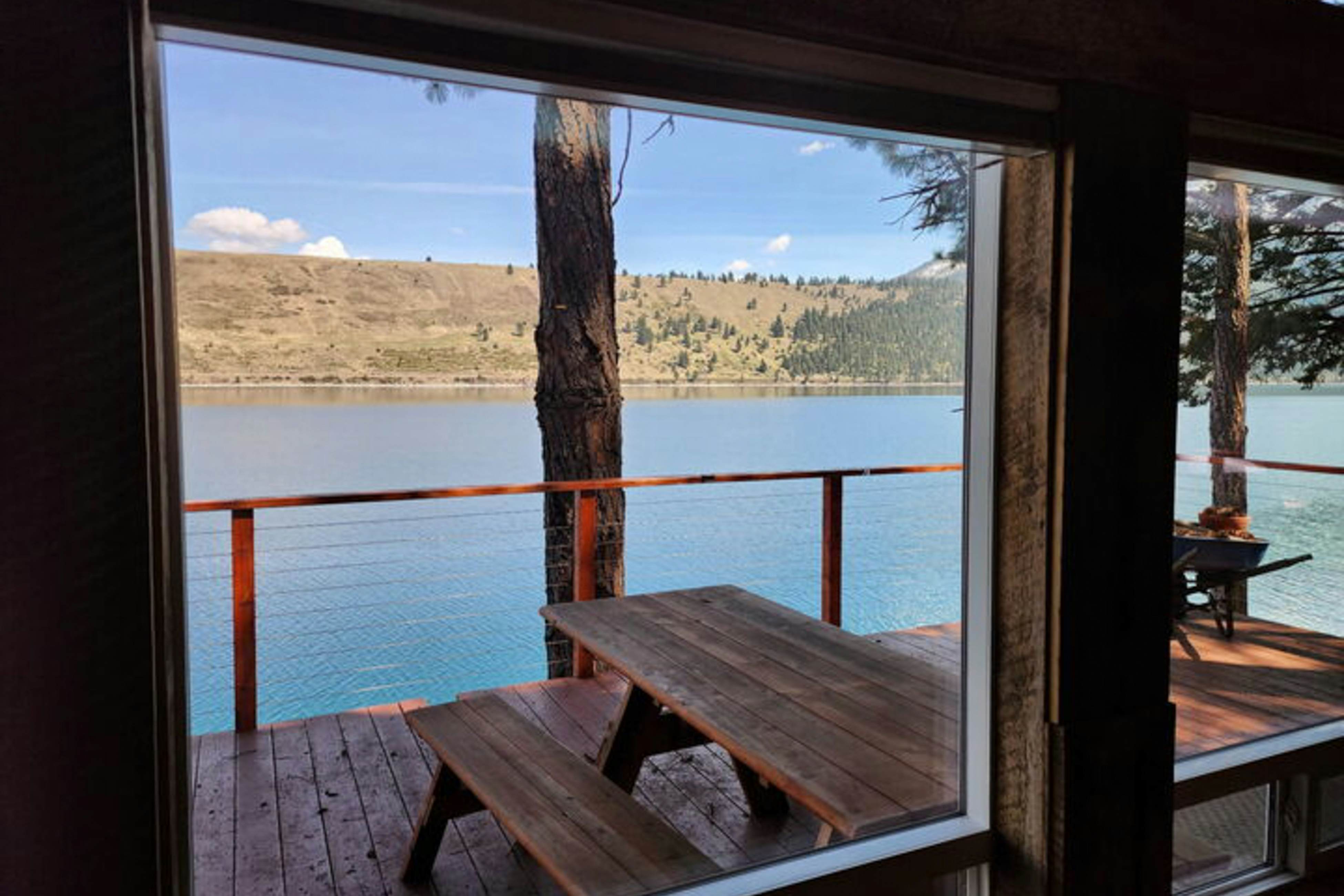 Lakefront on Lake Shore