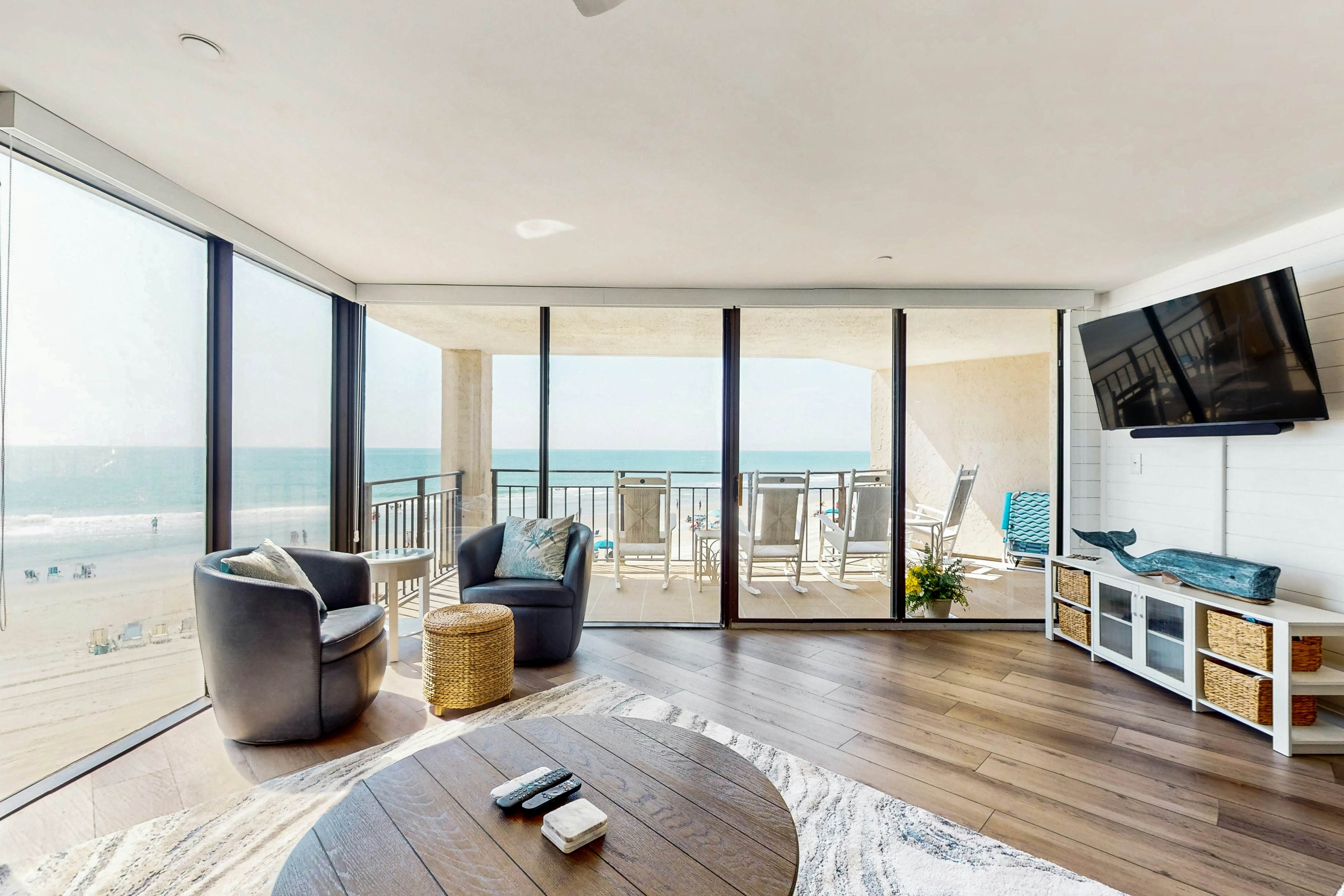 Surfmaster by the Sea 208