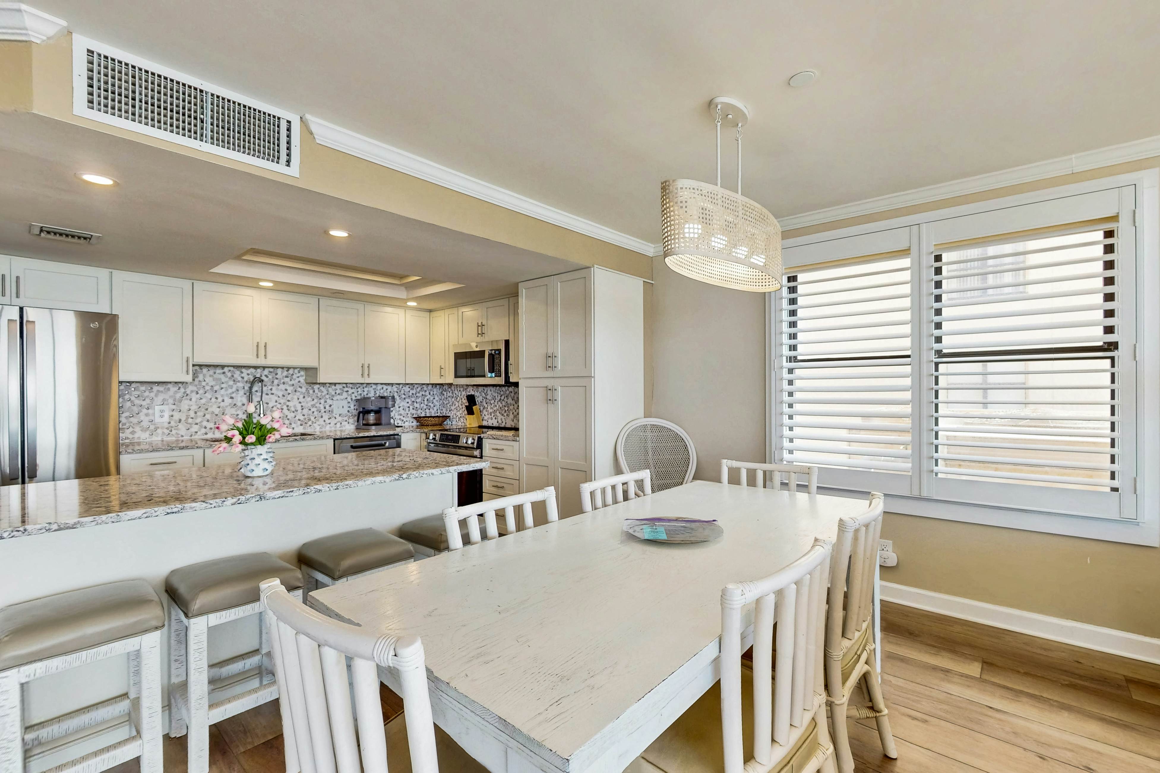 Surfmaster by the Sea 208