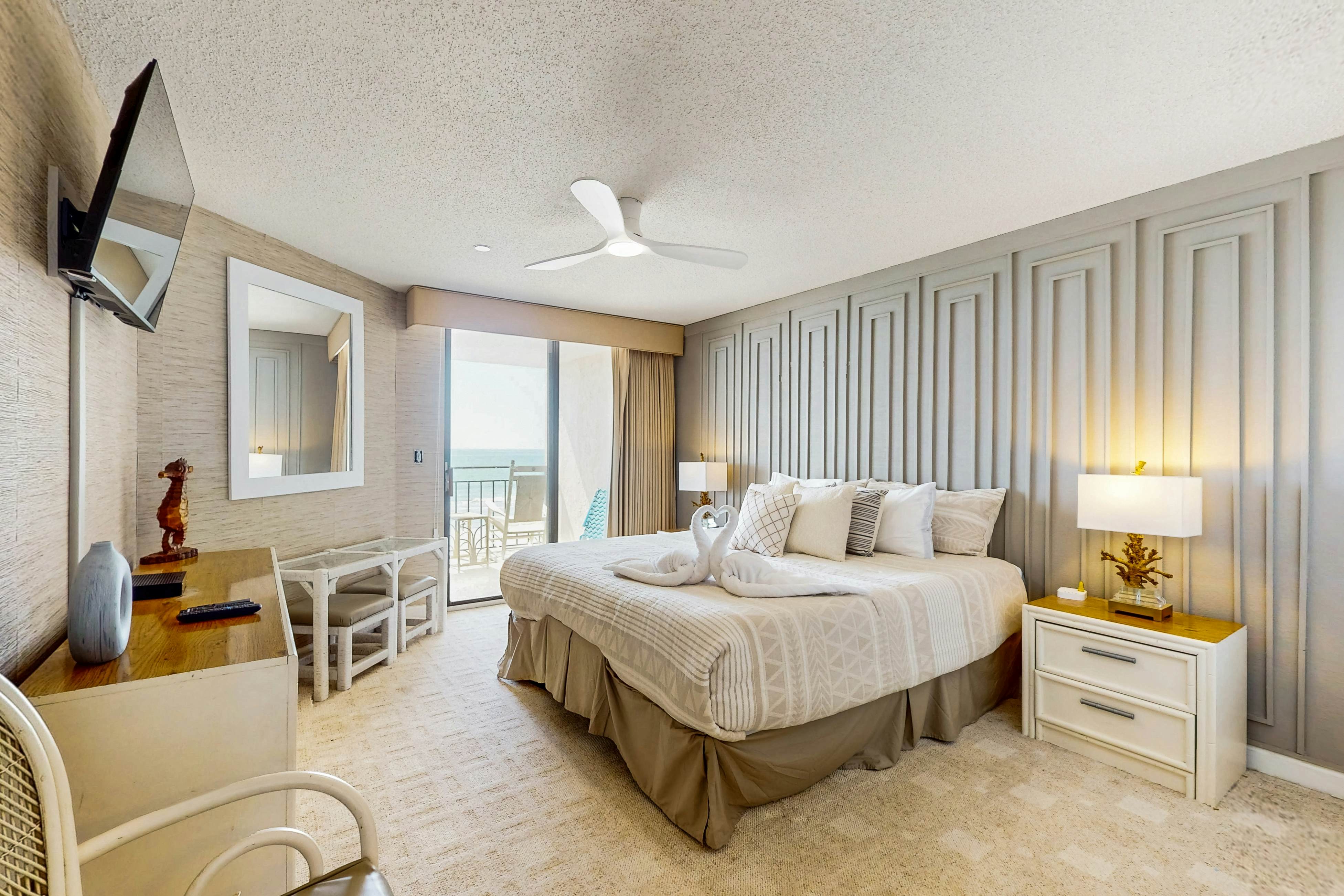 Surfmaster by the Sea 208