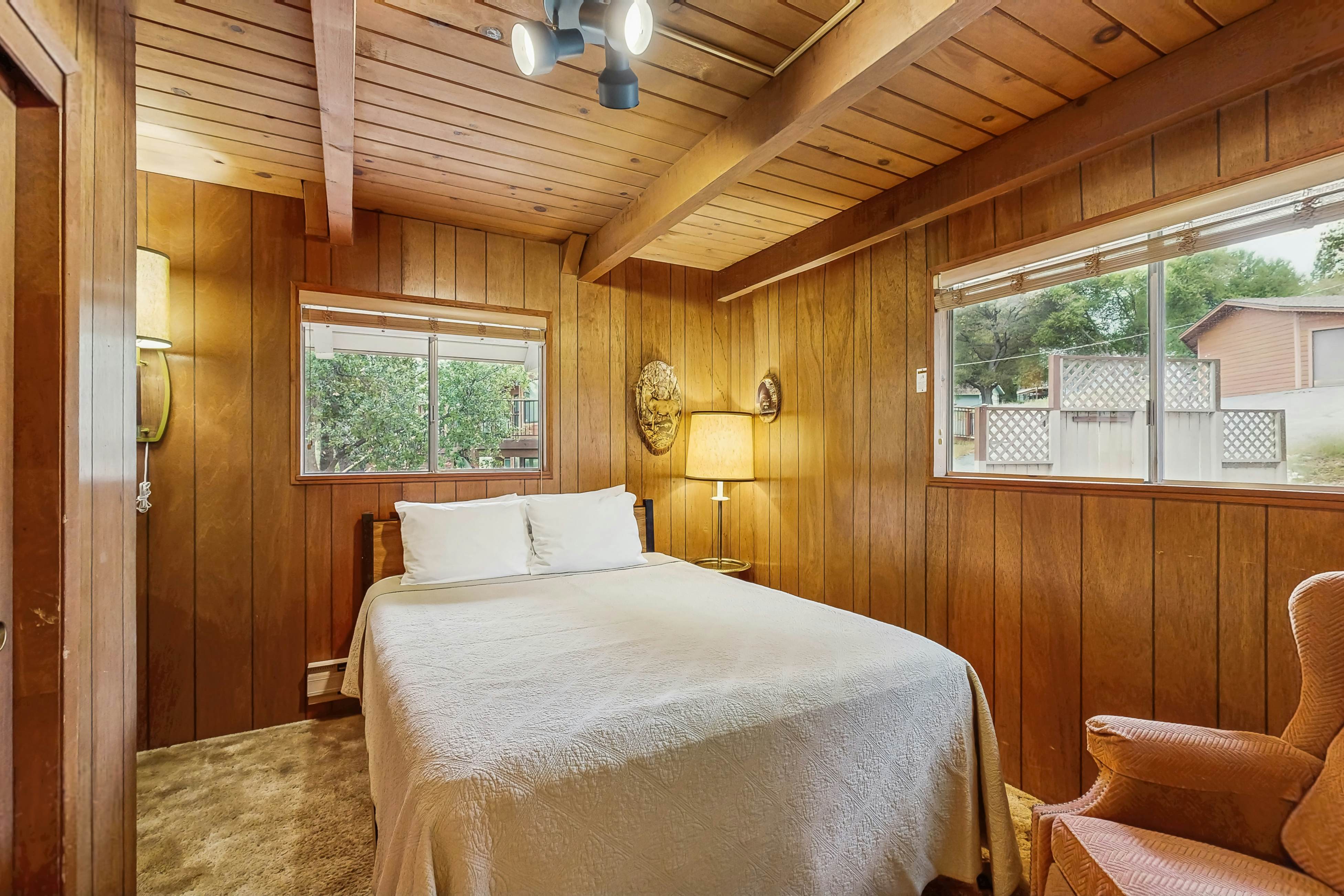 Allen Edgewater Retreat