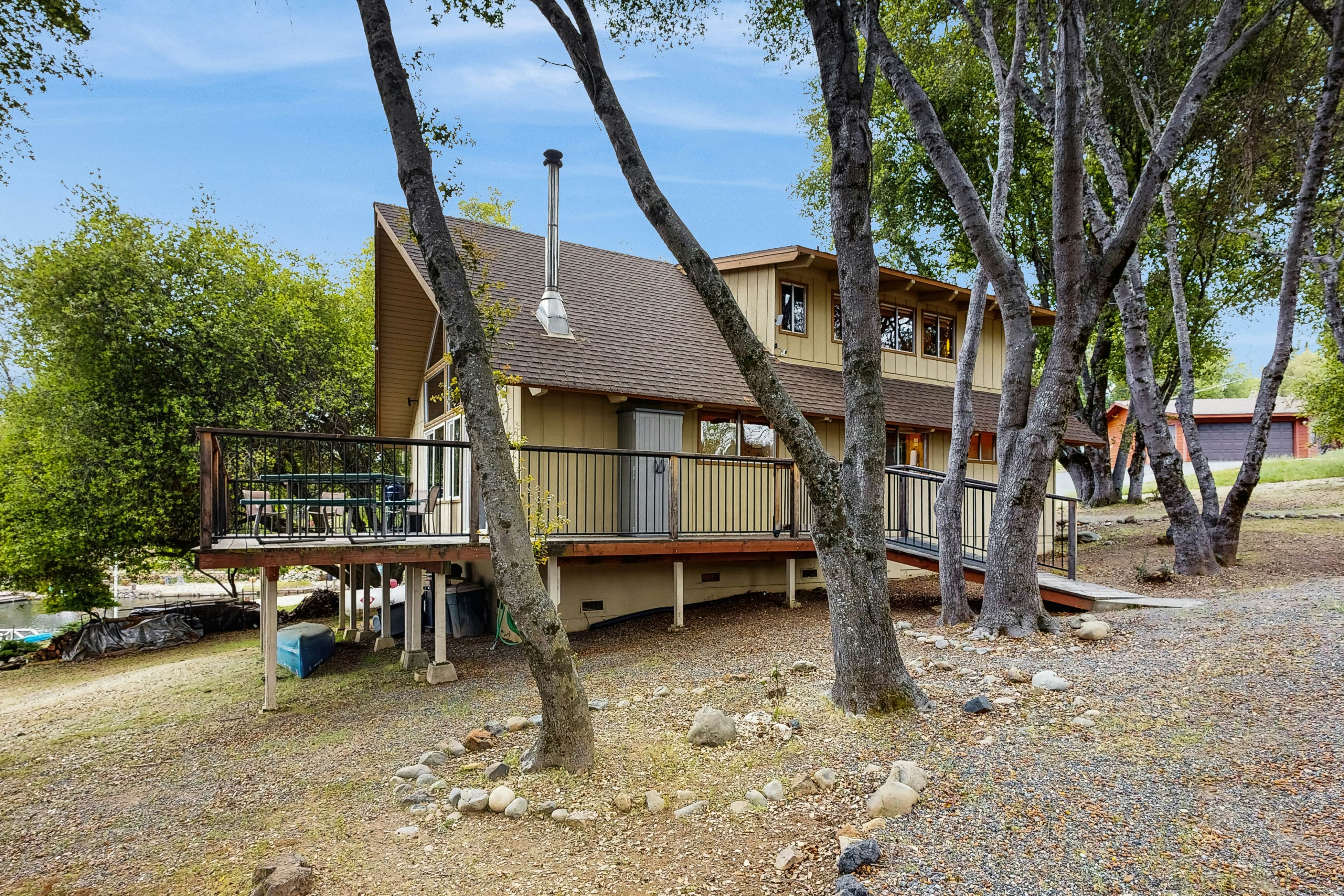 Allen Edgewater Retreat