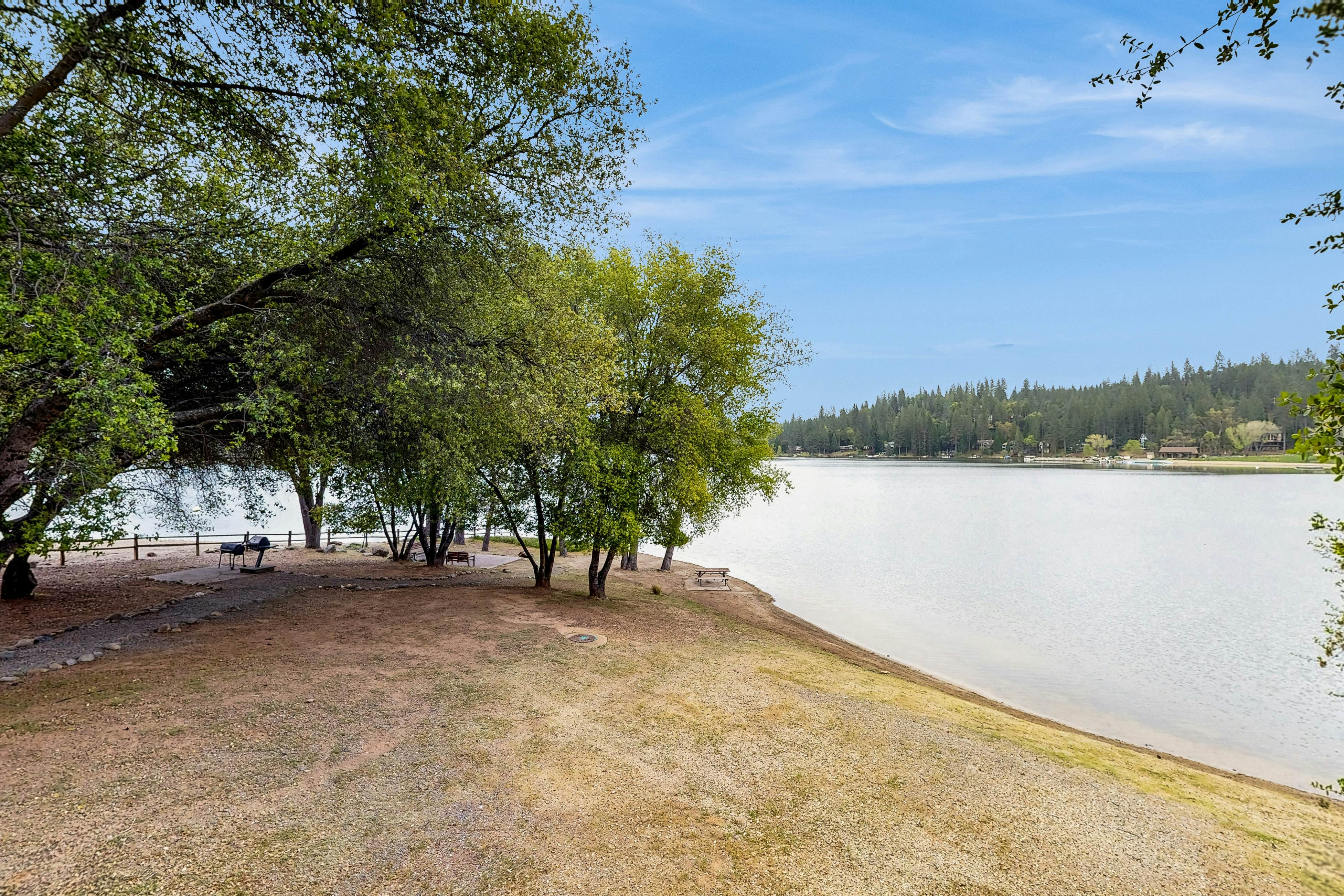 Allen Edgewater Retreat