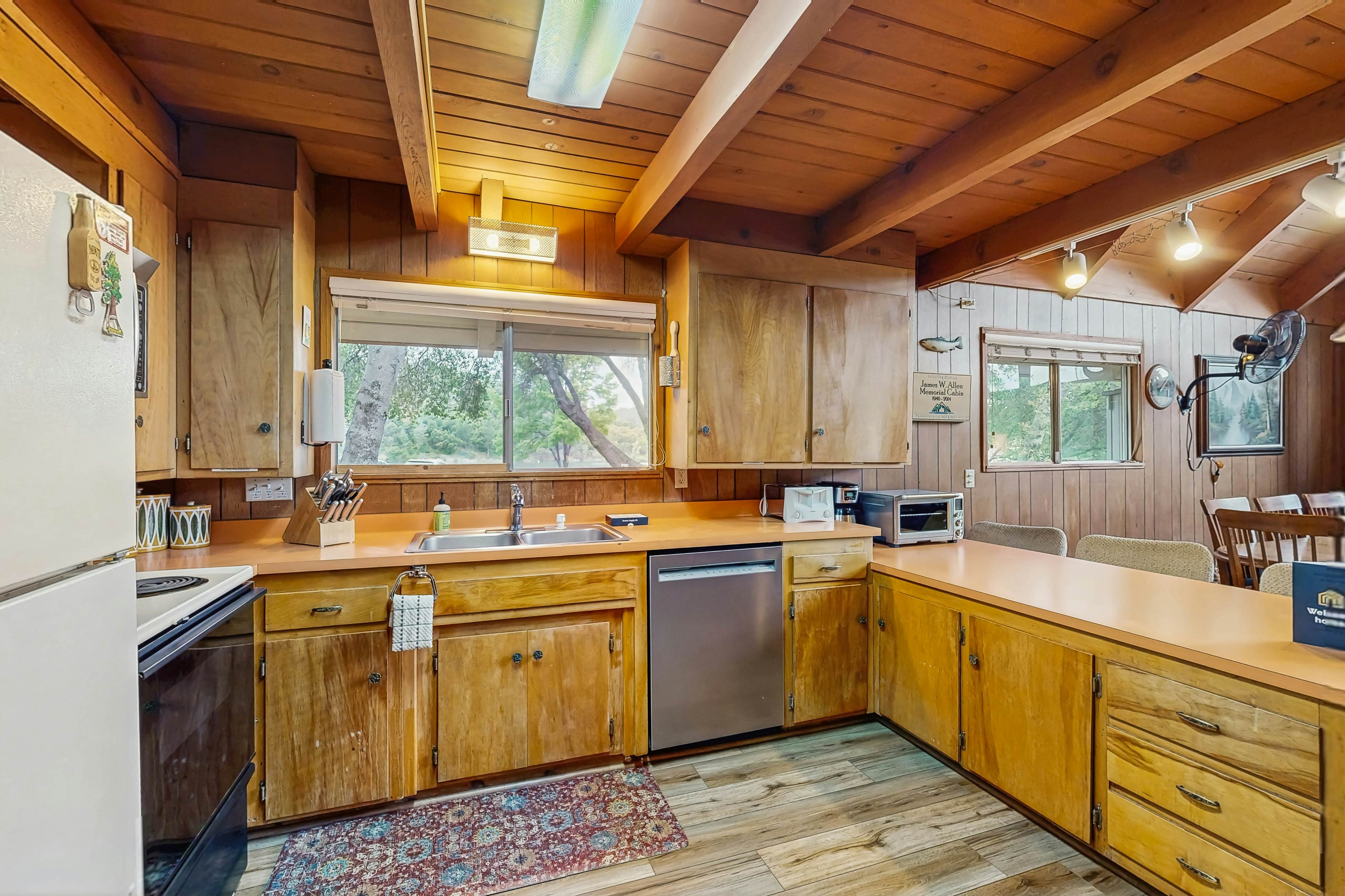 Allen Edgewater Retreat