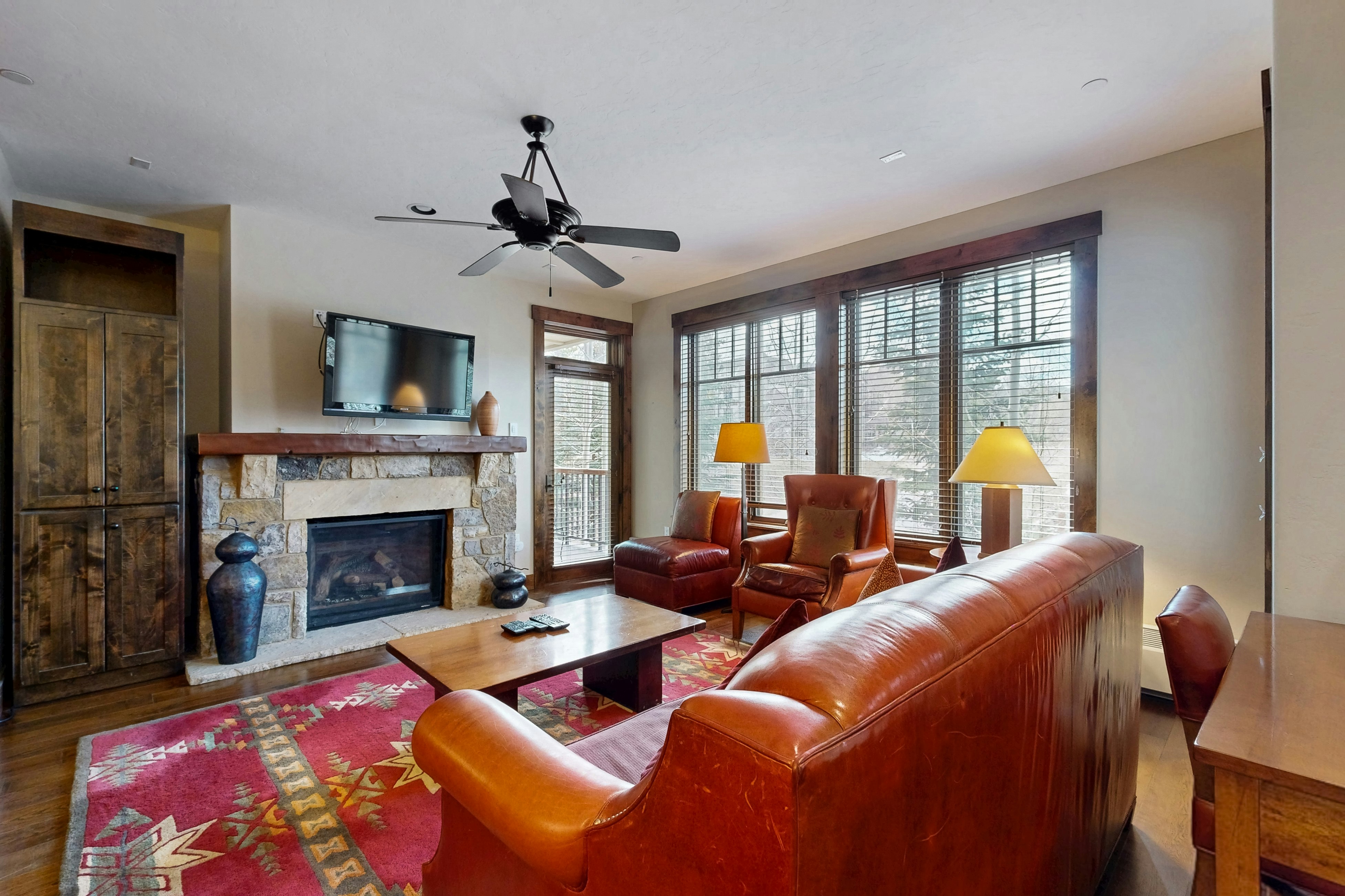 Water House On Main Street #5206