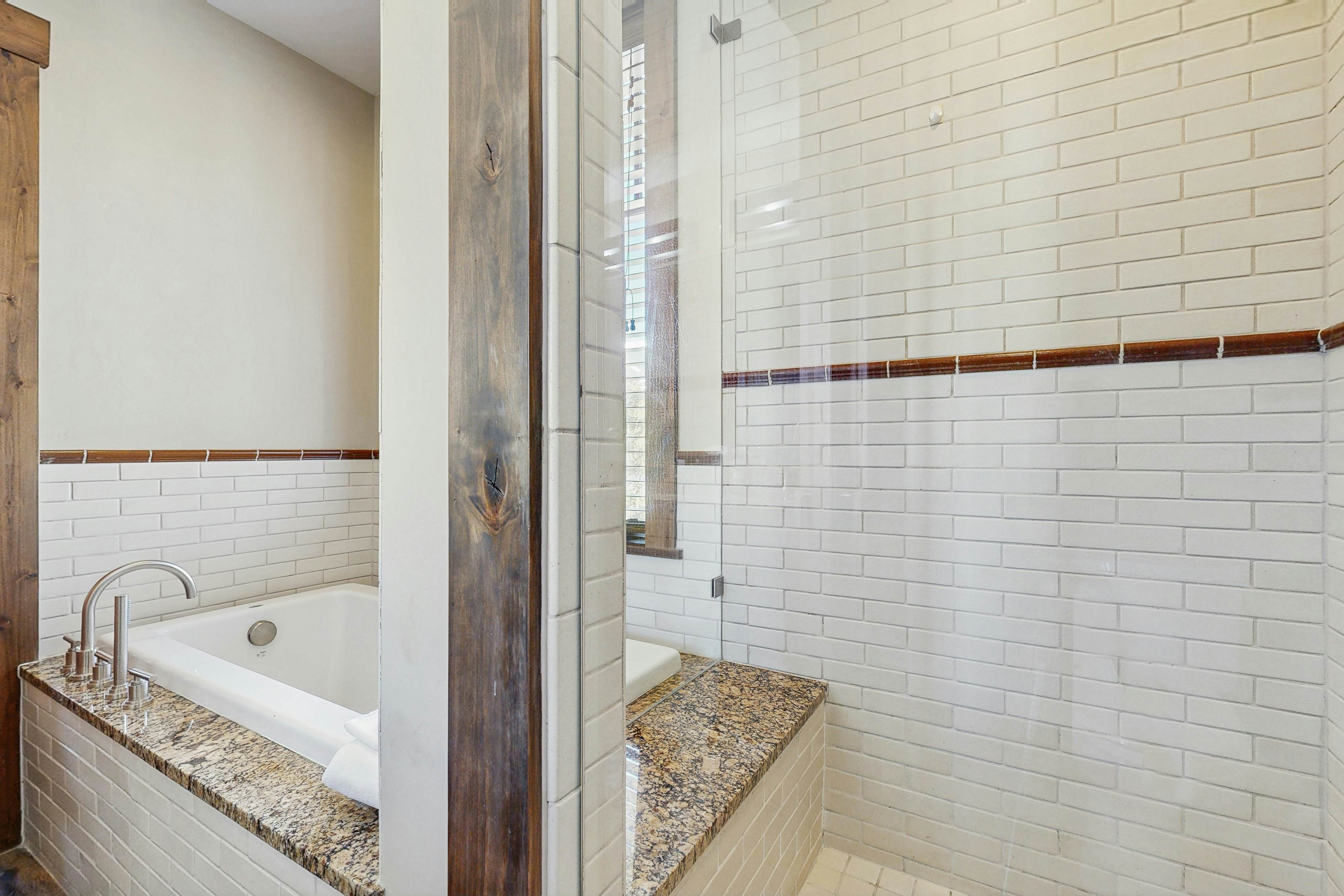 Water House On Main Street #6404