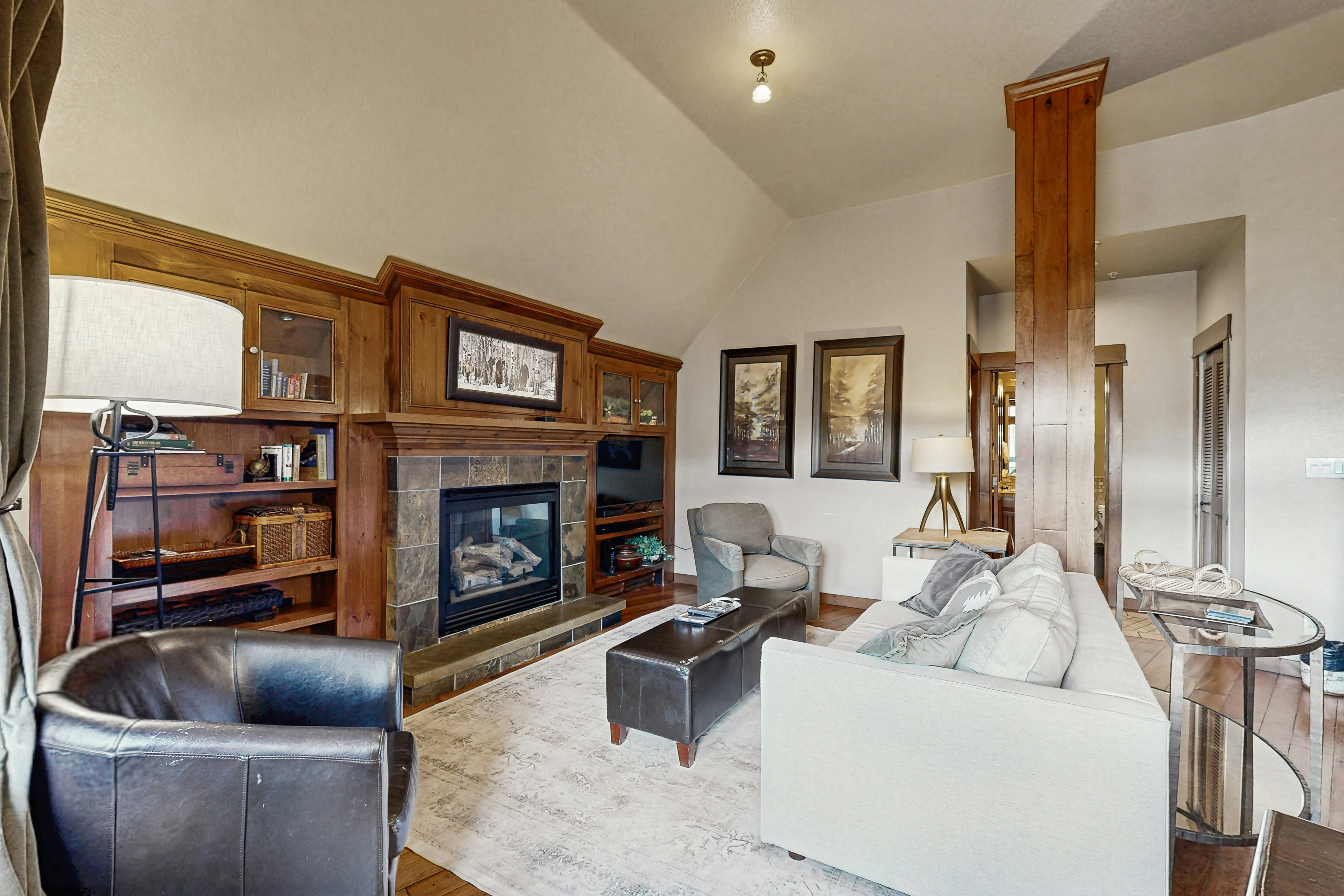 Main Street Station #3406